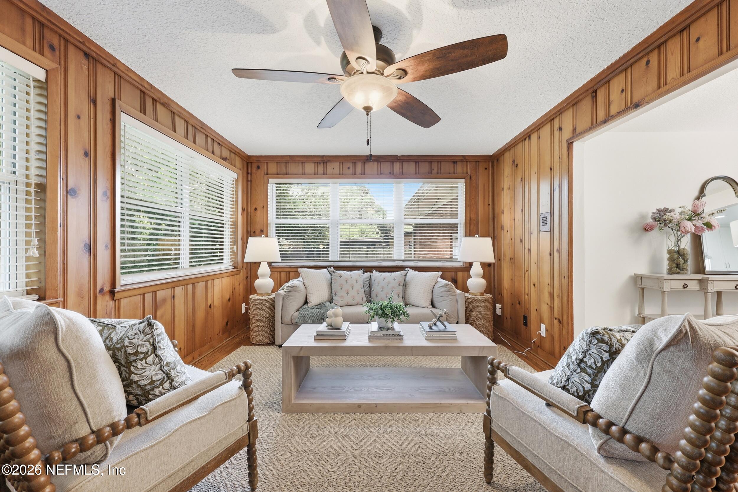 1524 SHIRL Lane