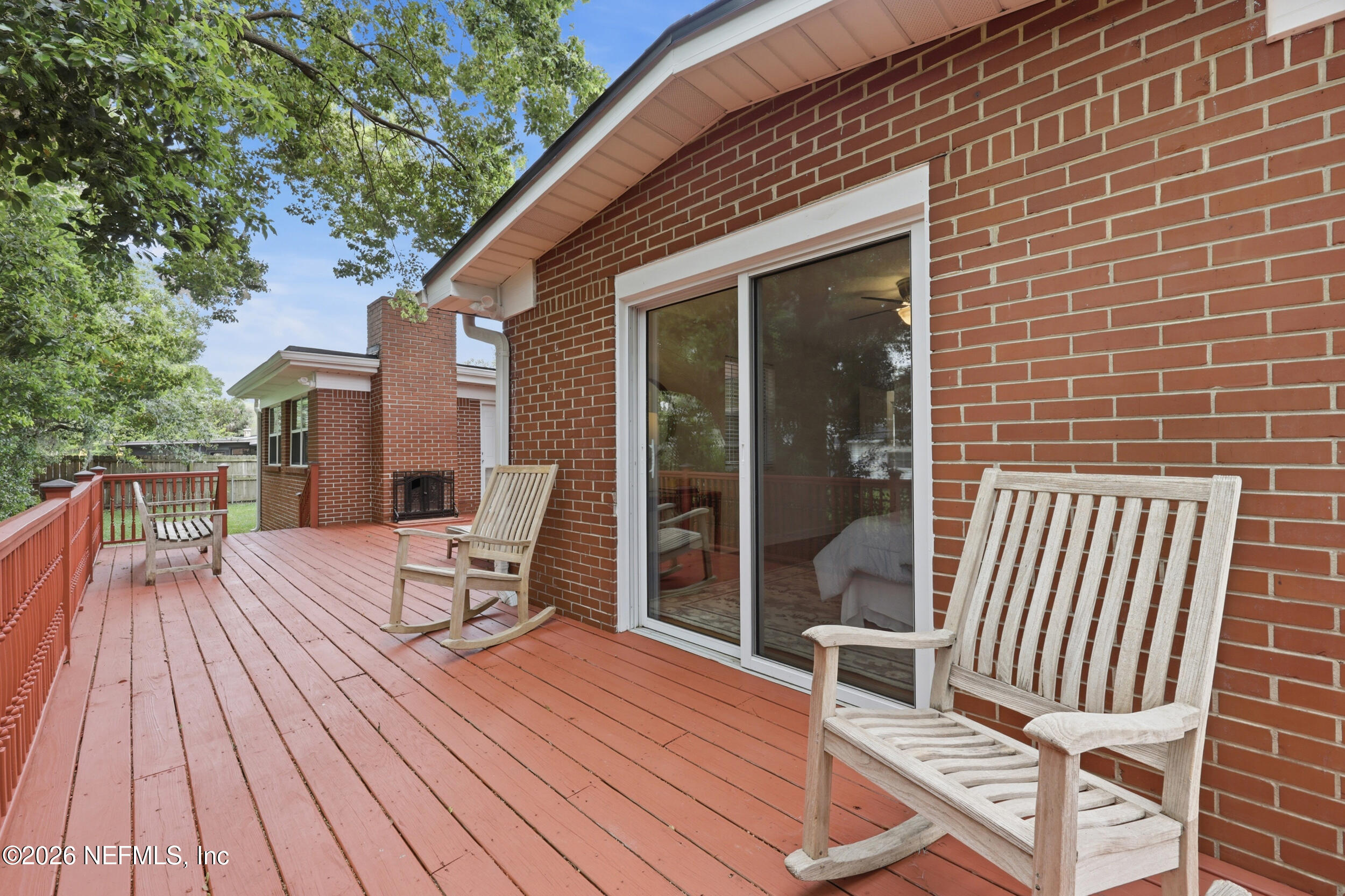 1524 SHIRL Lane