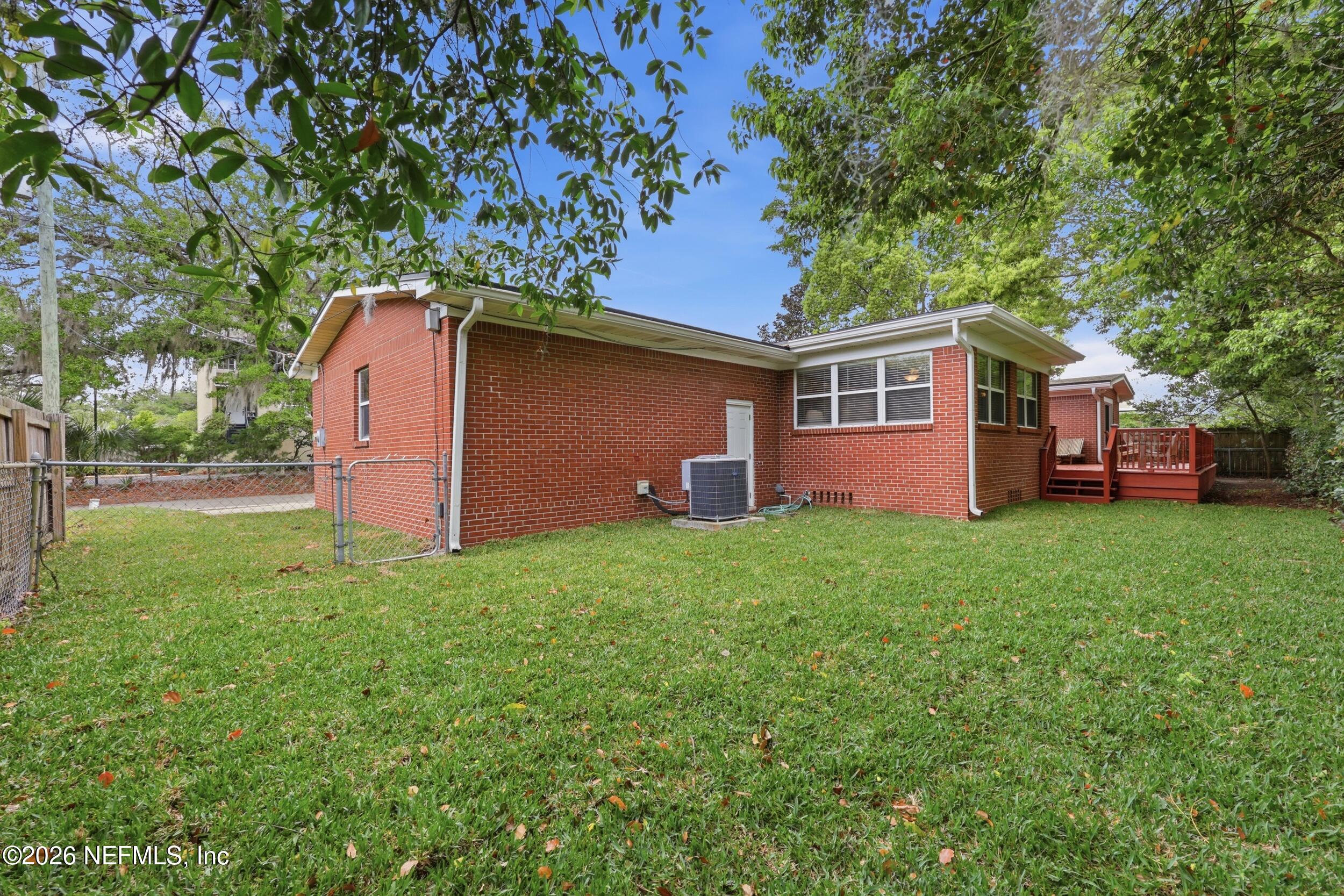 1524 SHIRL Lane