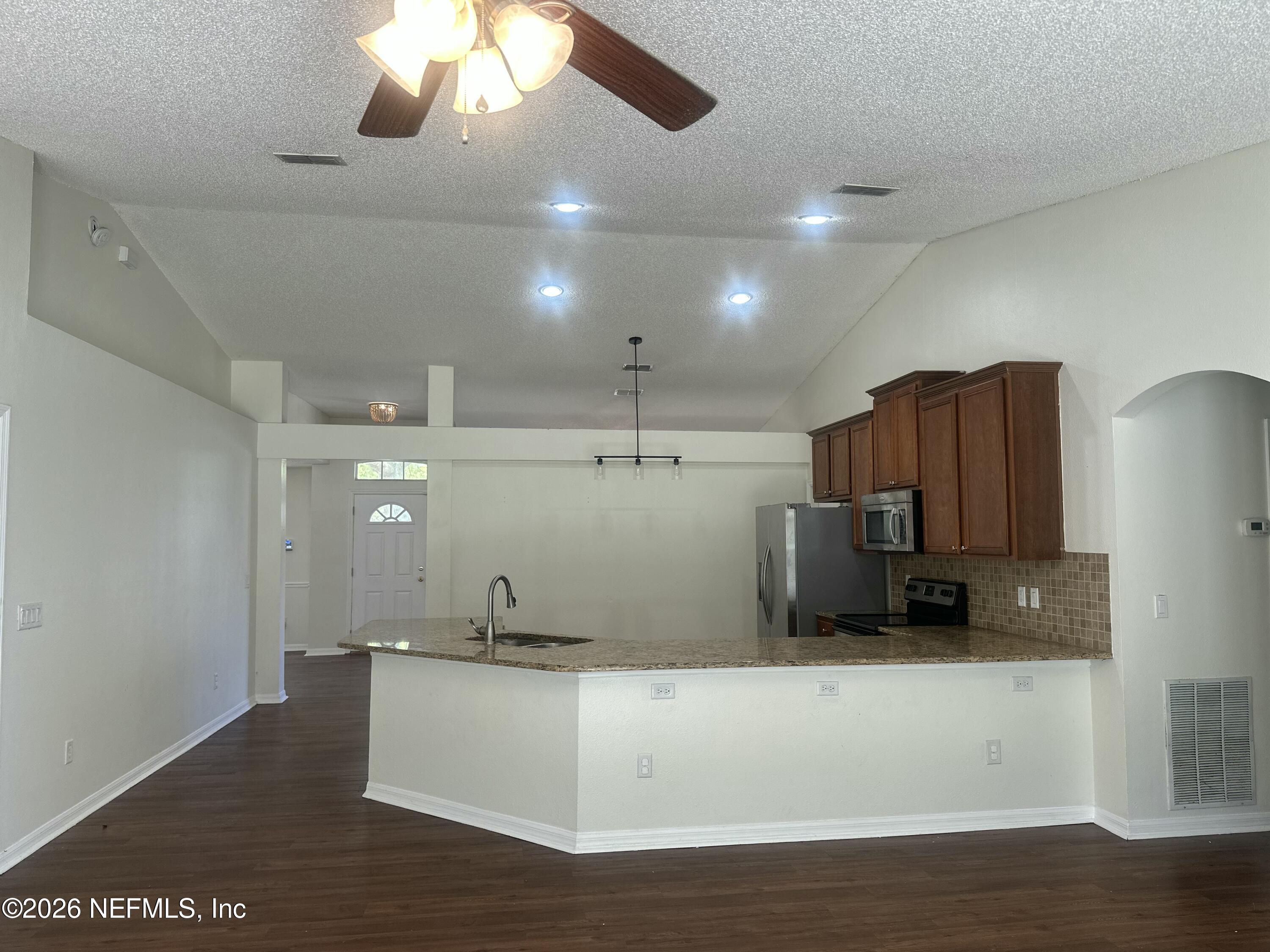 13735 DEVAN LEE Drive E