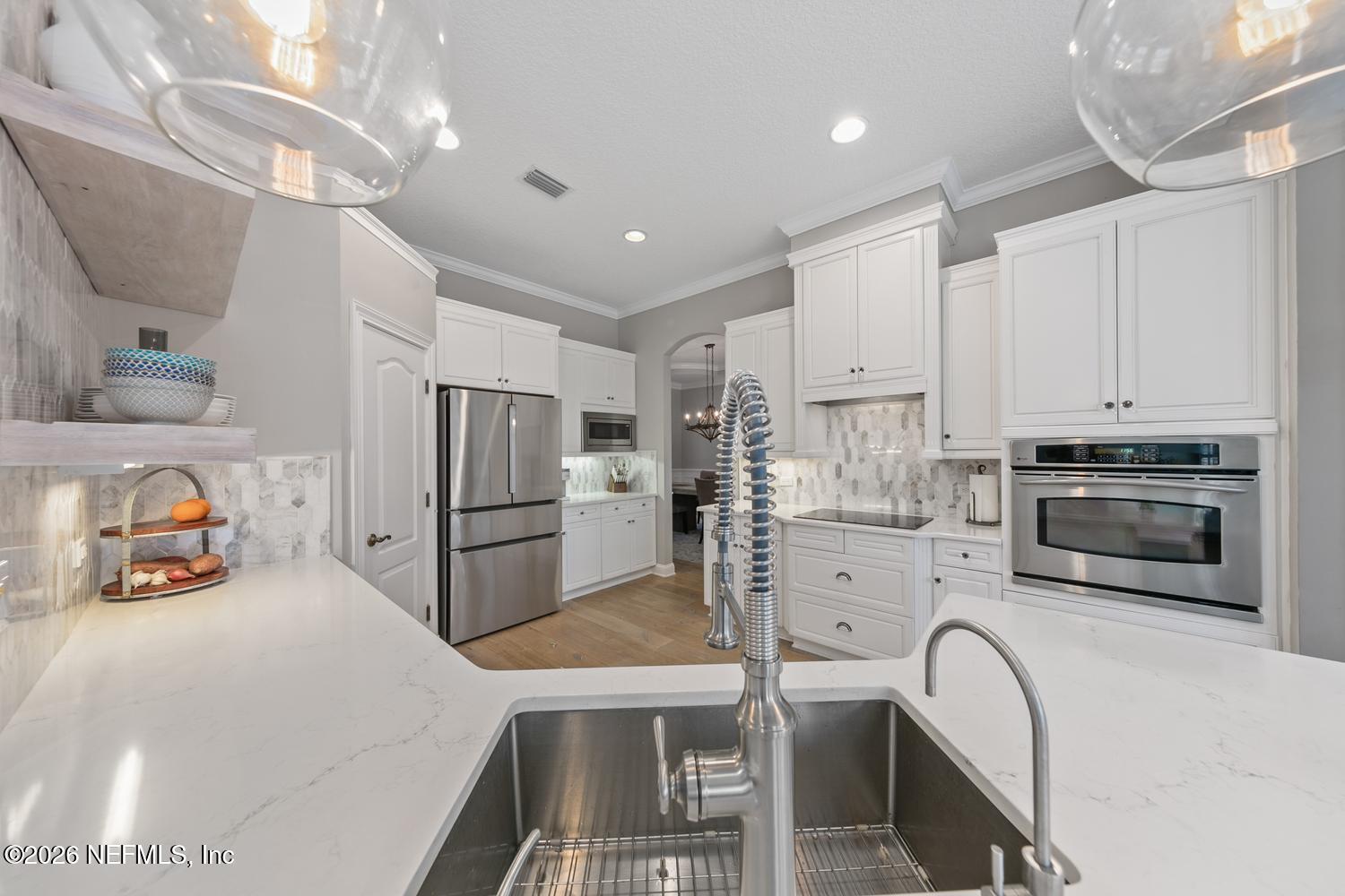 299 CLEARWATER Drive