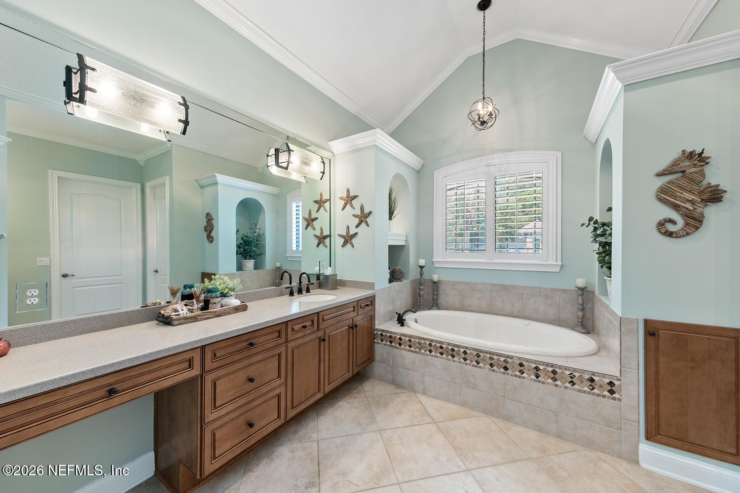 299 CLEARWATER Drive