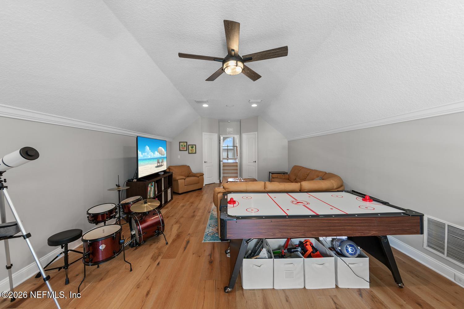 299 CLEARWATER Drive