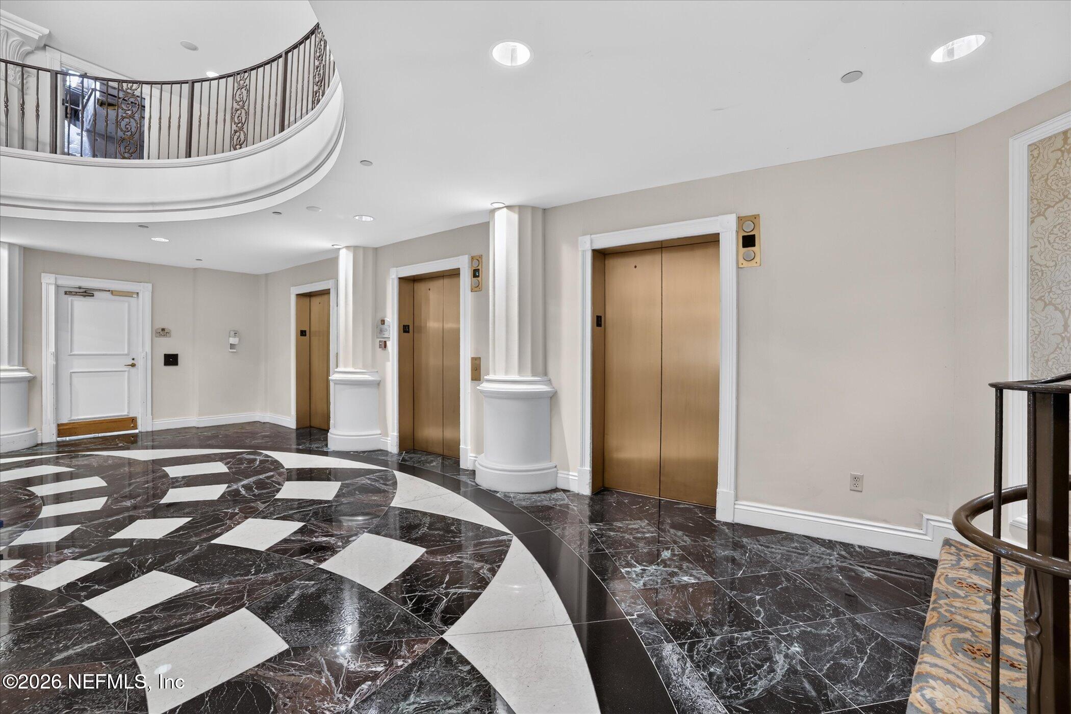 400 E BAY Street 101