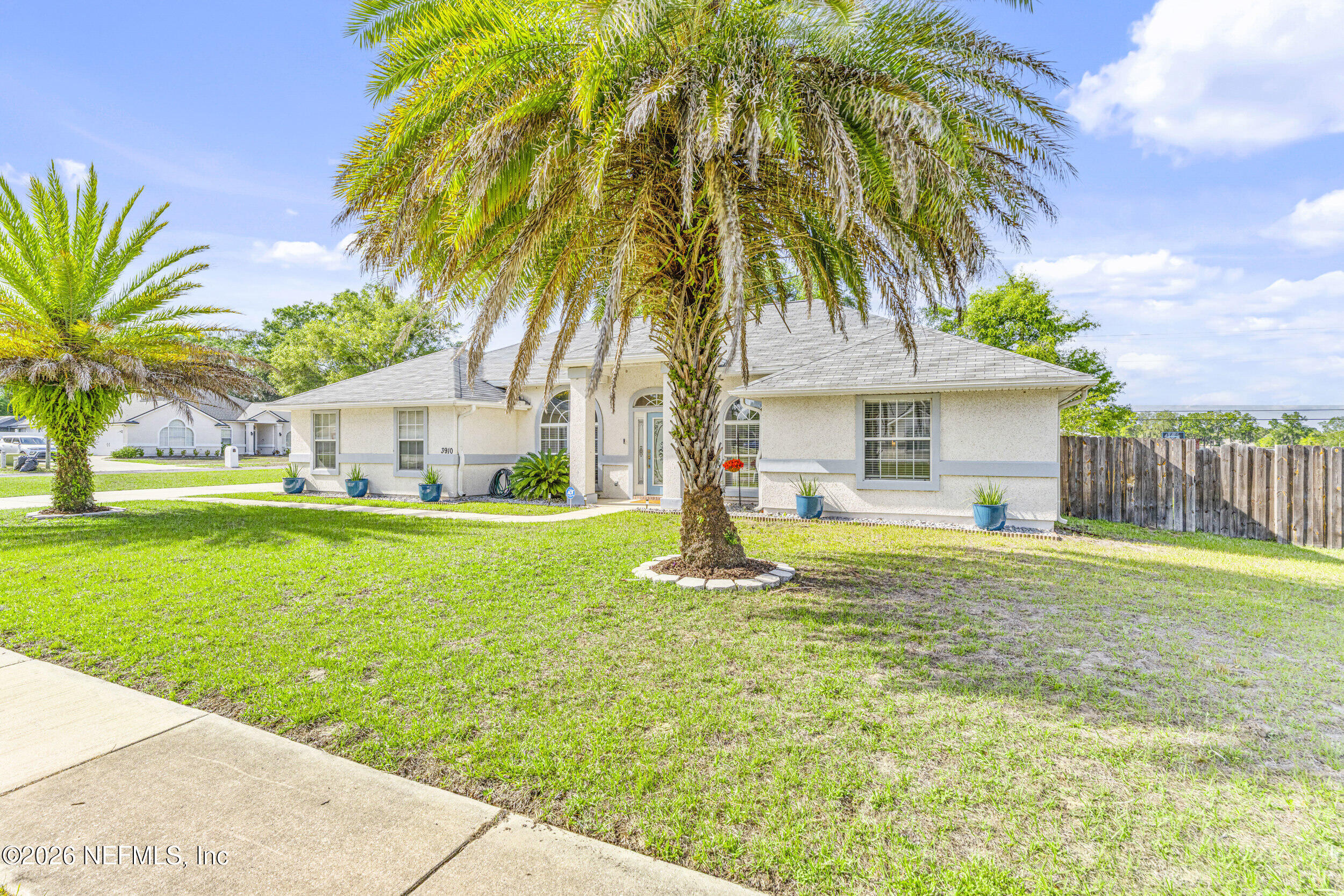 3910 SELIG Court