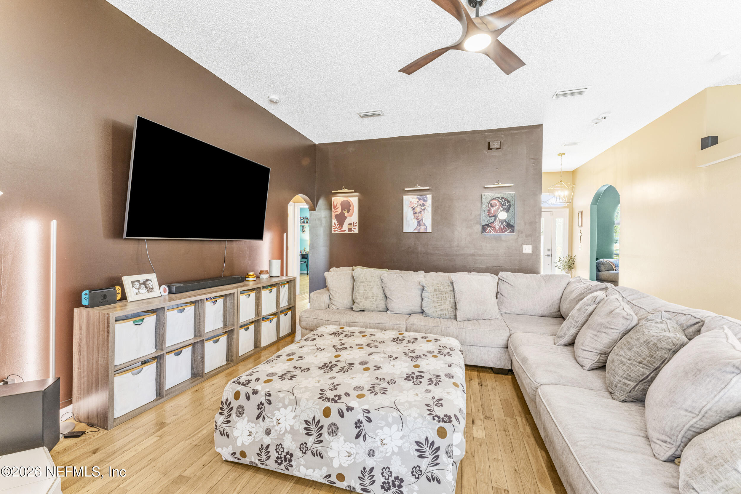 3910 SELIG Court