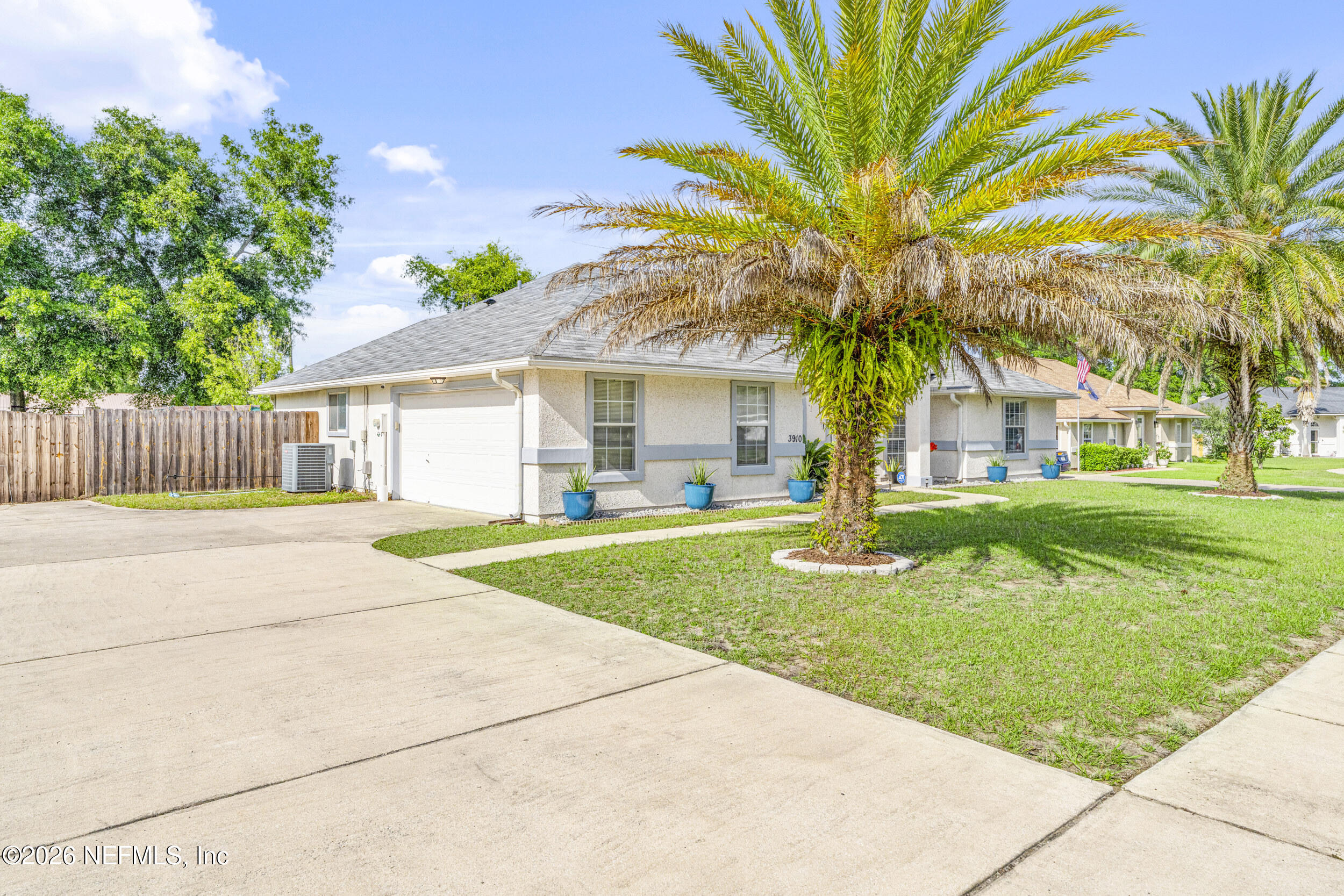 3910 SELIG Court