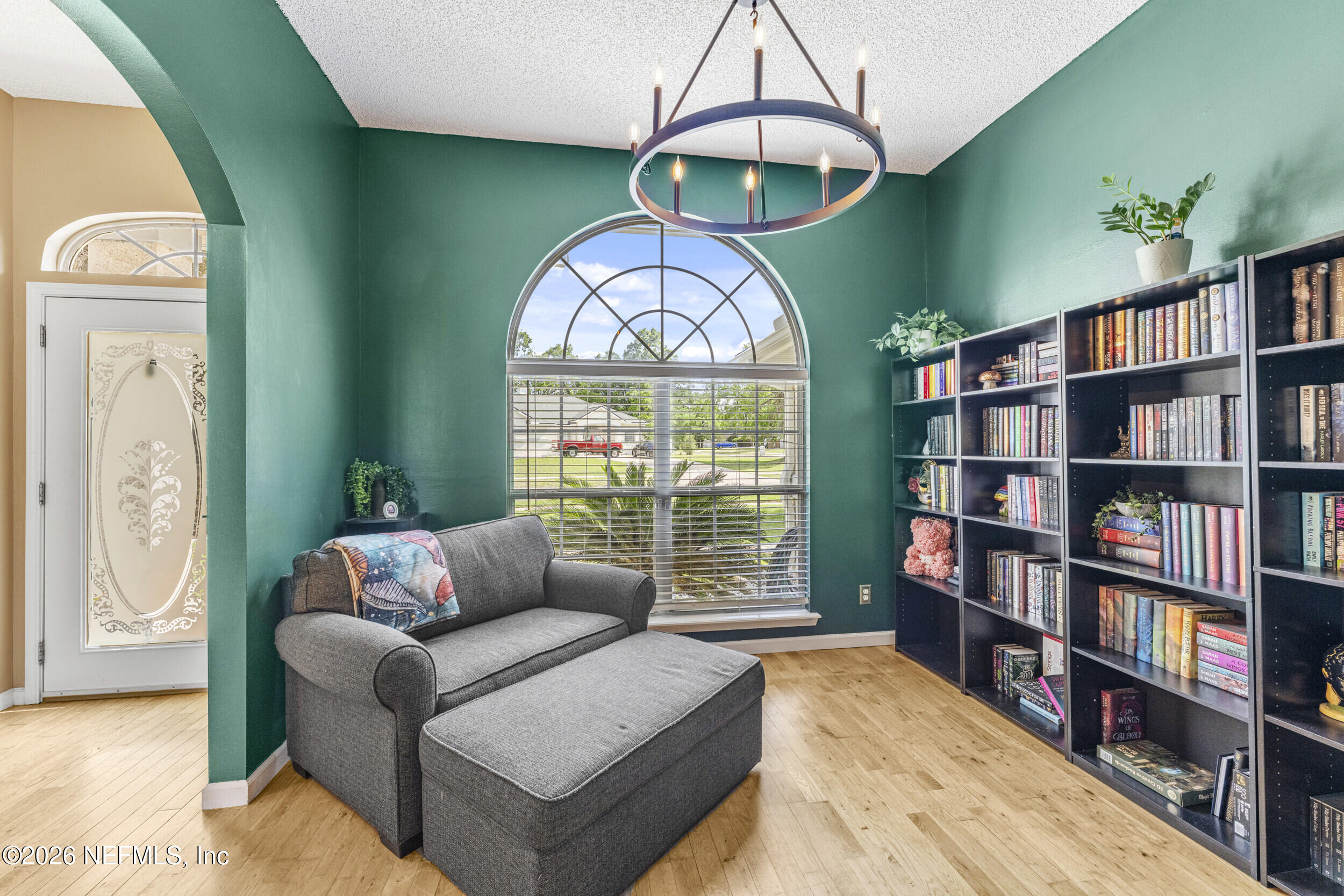 3910 SELIG Court
