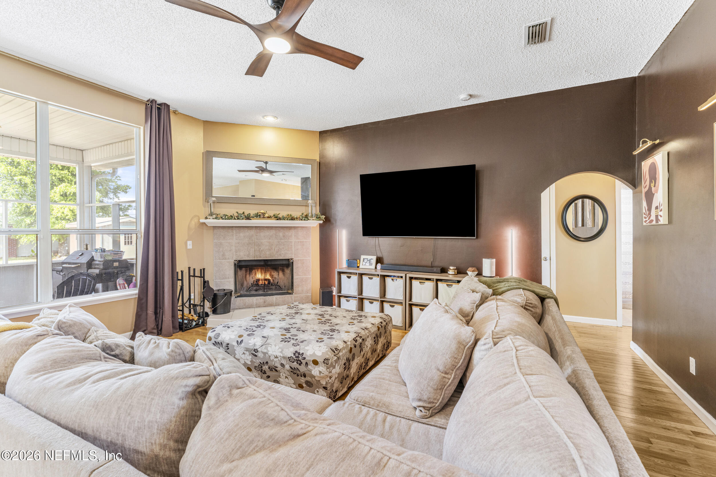 3910 SELIG Court