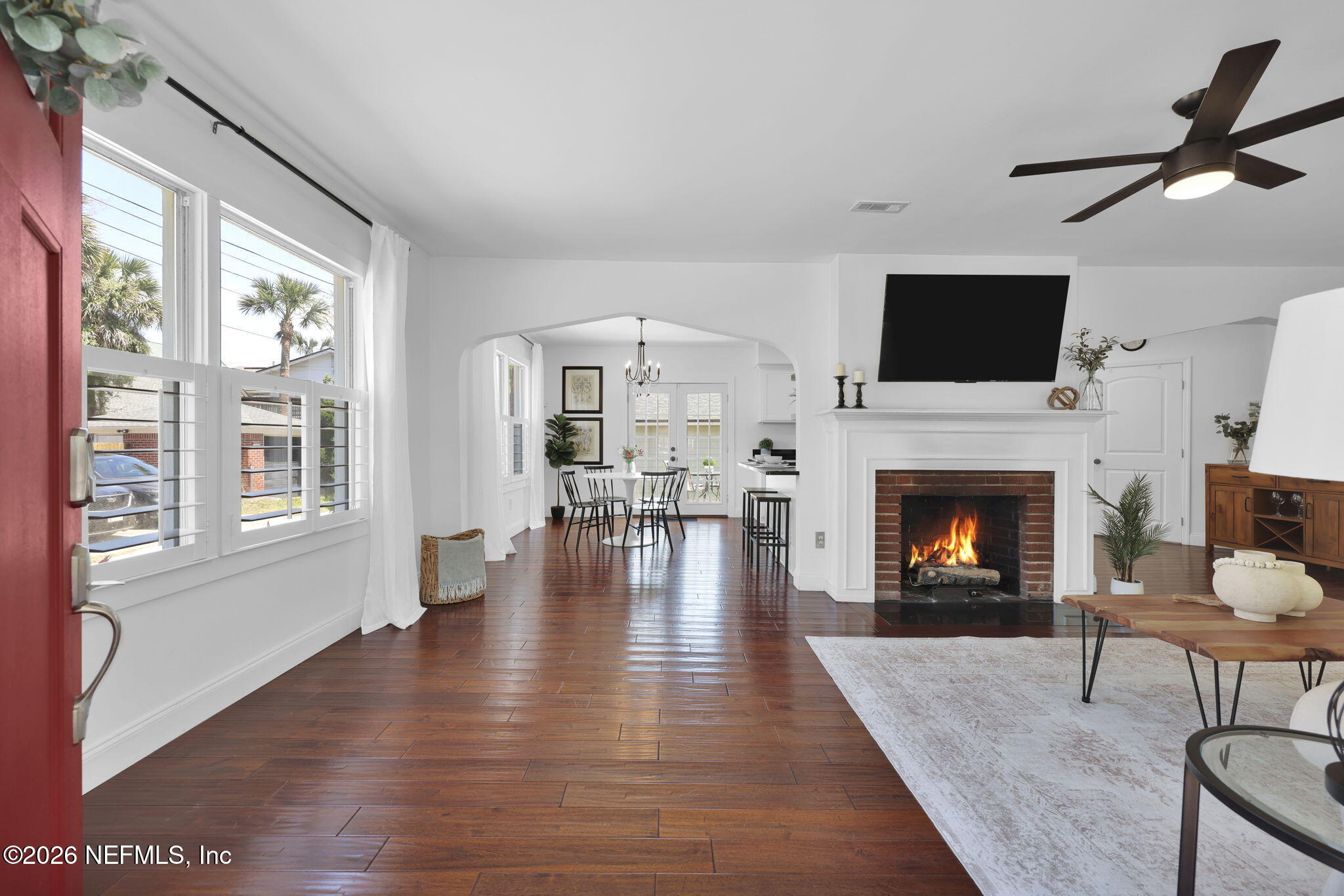 1461 LE BARON Avenue
