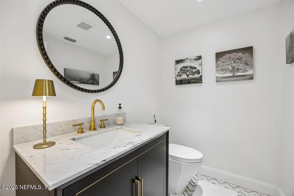 1417 BEACH WALKER Road