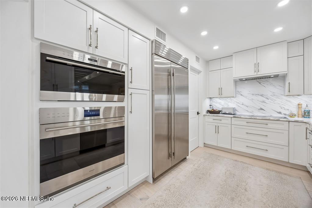 1417 BEACH WALKER Road