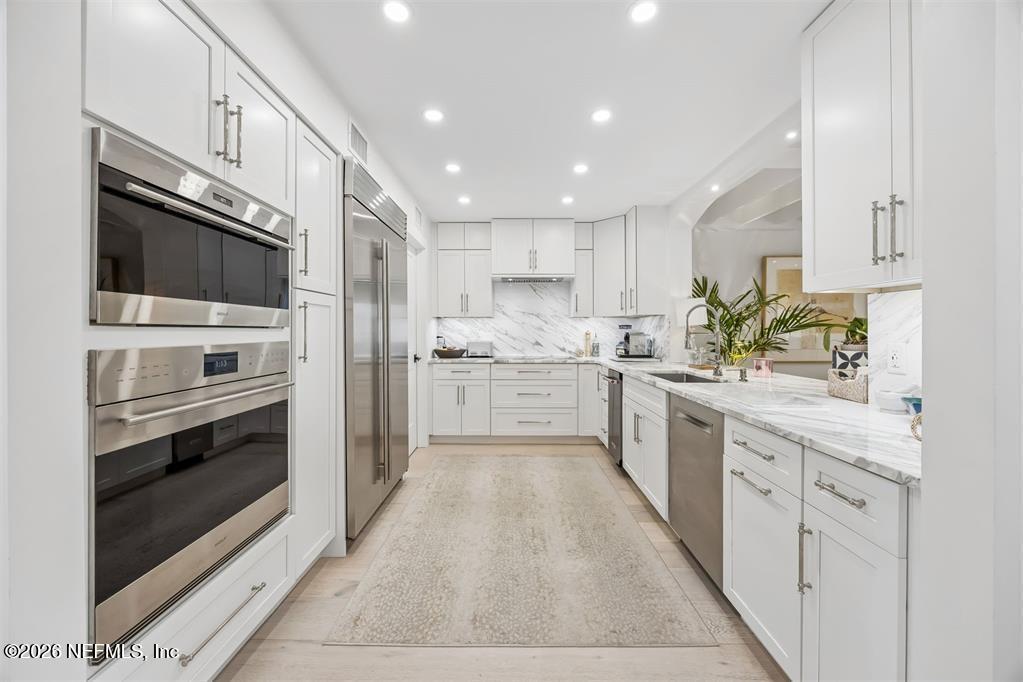 1417 BEACH WALKER Road