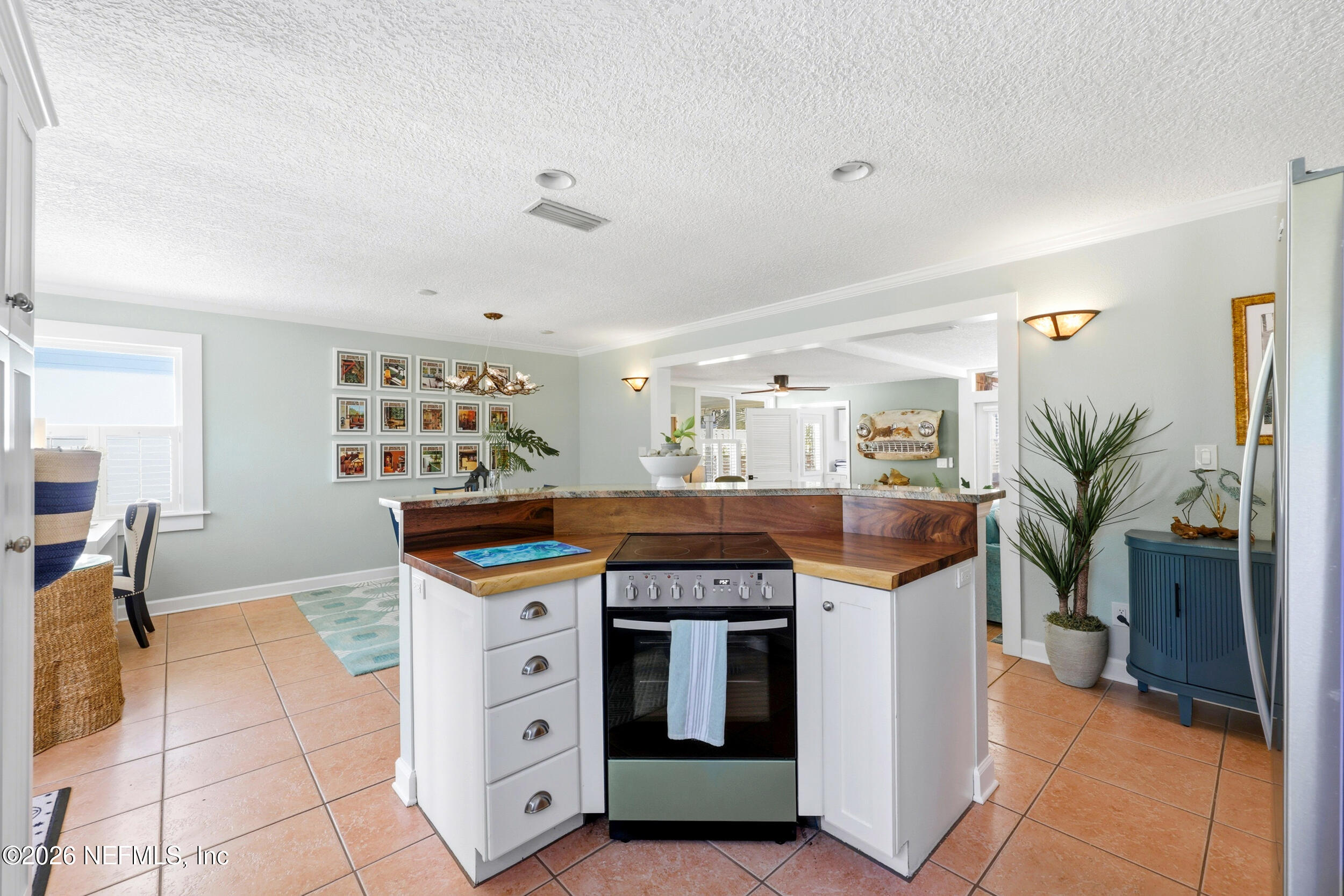 255 SHERRY Drive