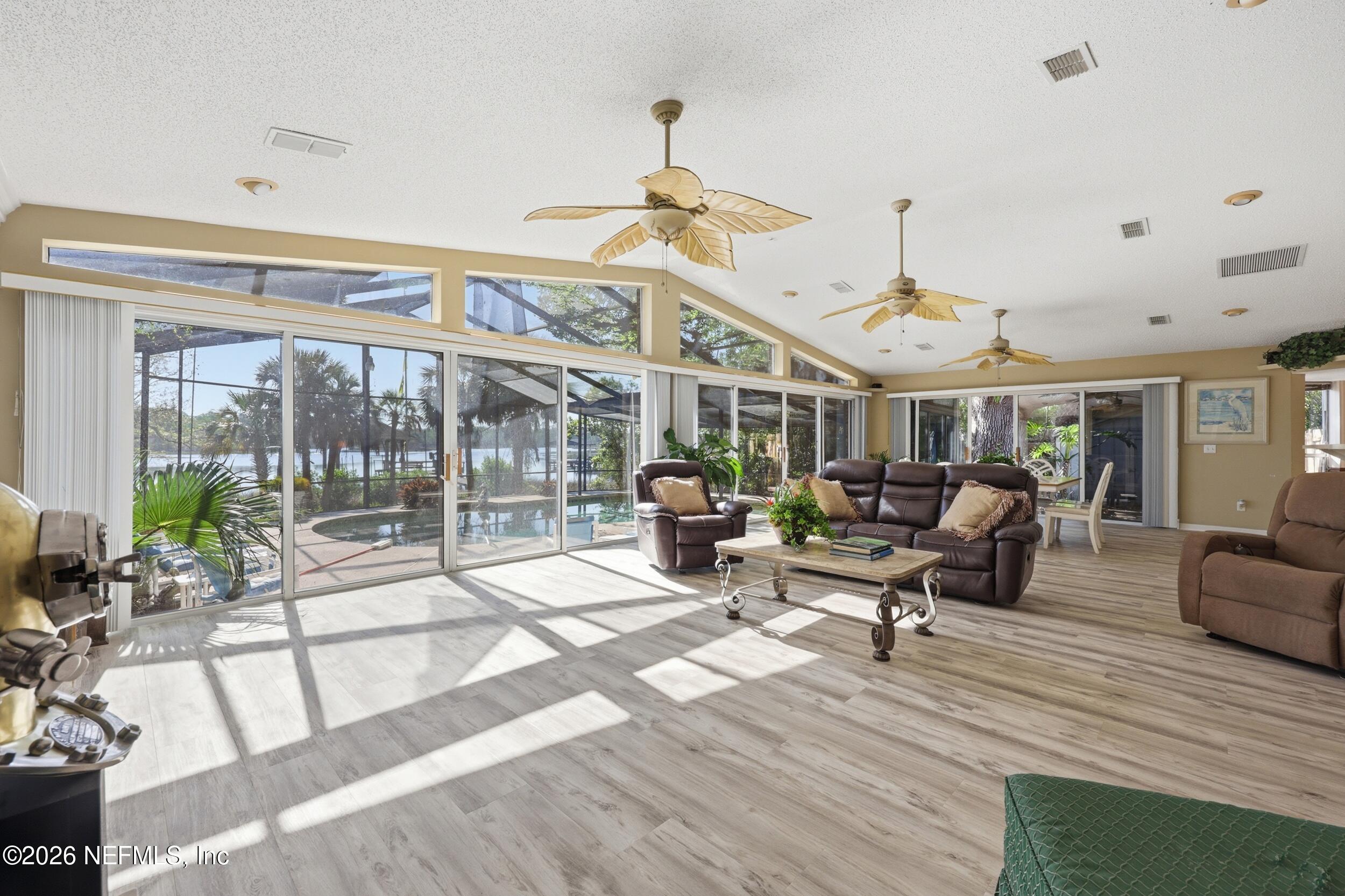 1361 BLACKHAWK Trail E