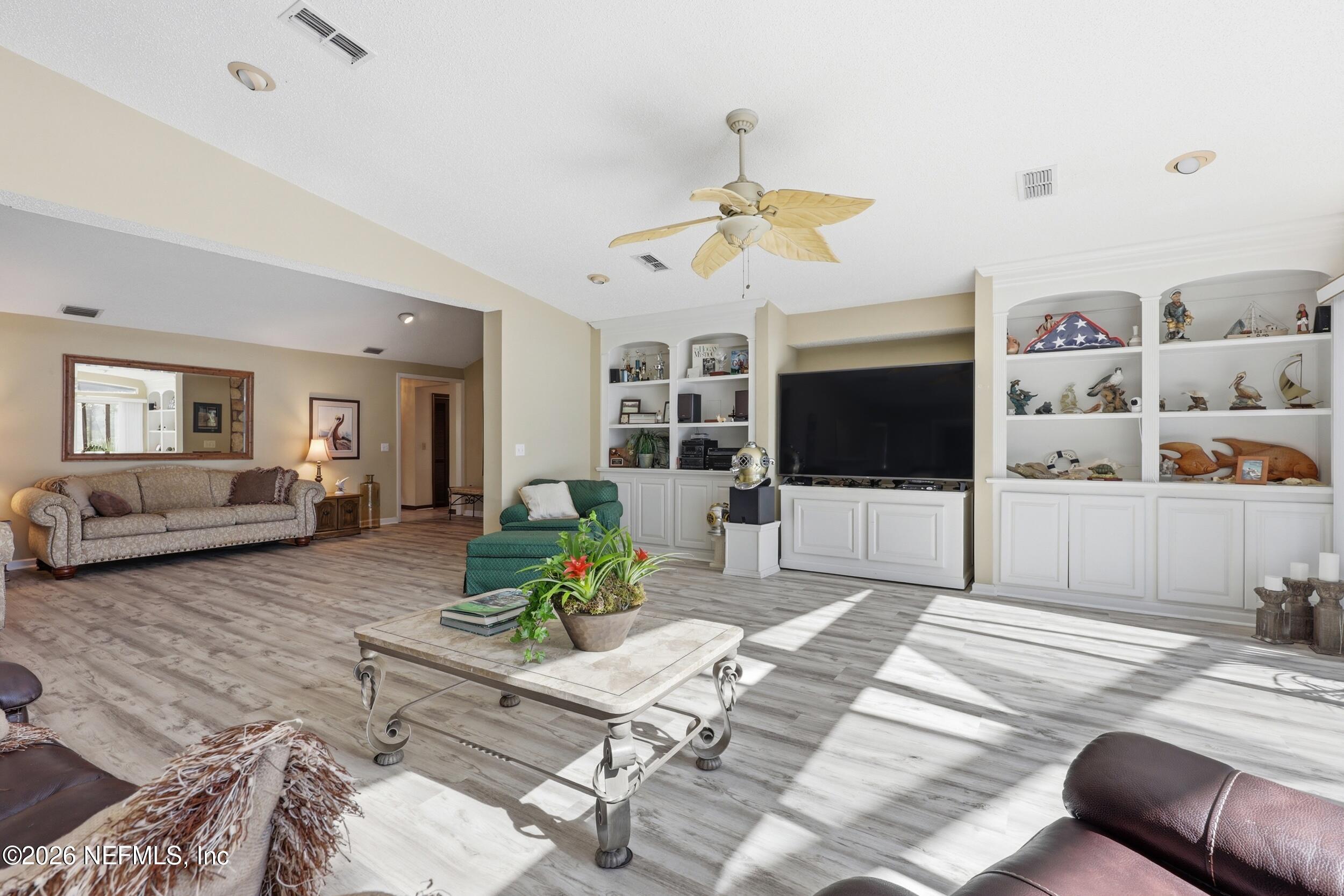 1361 BLACKHAWK Trail E