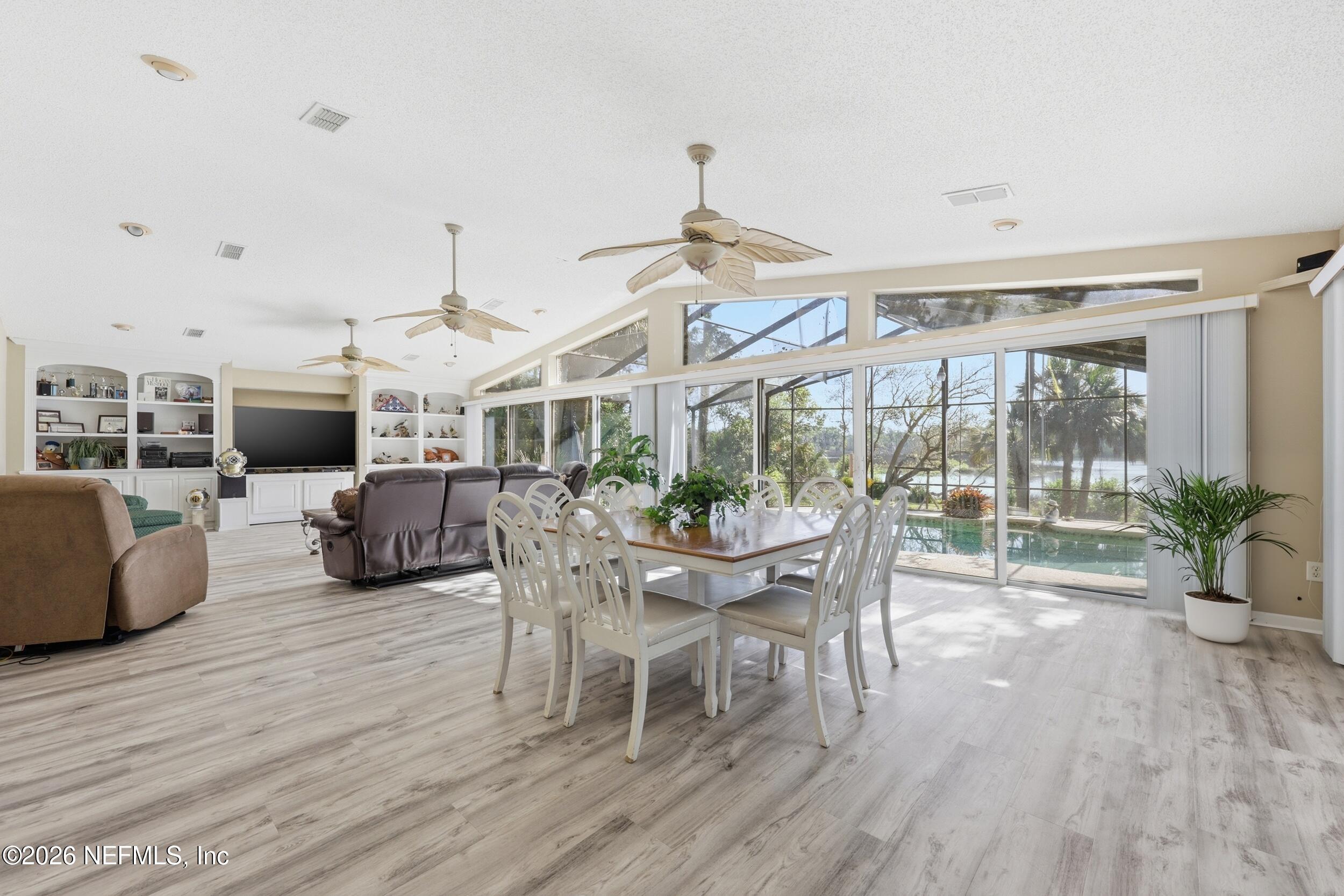 1361 BLACKHAWK Trail E
