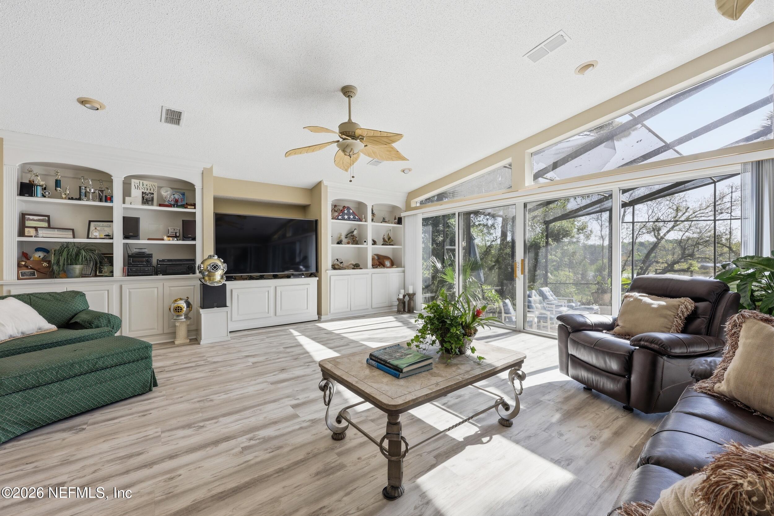 1361 BLACKHAWK Trail E