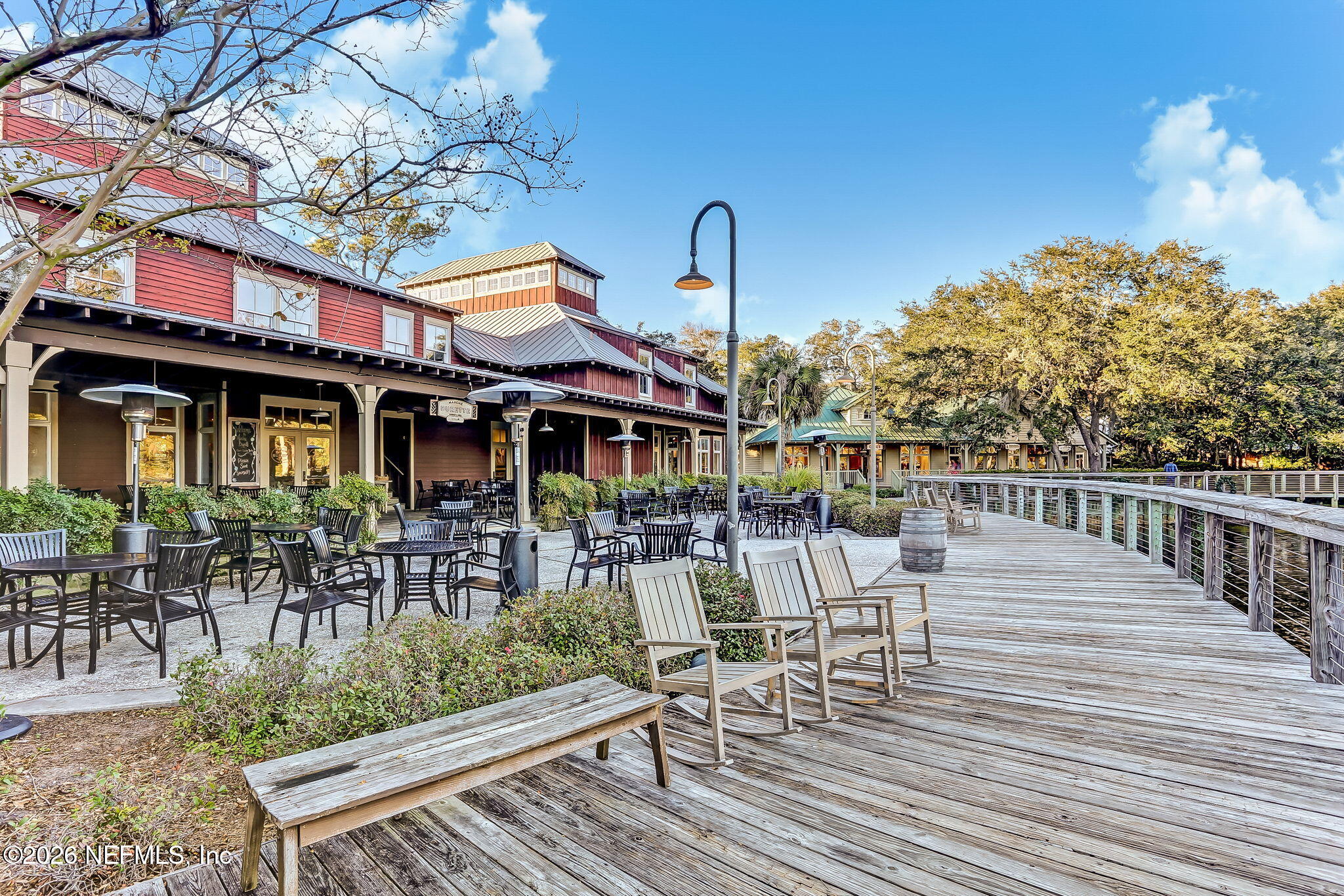 2117 BEACH WOOD Road 2117