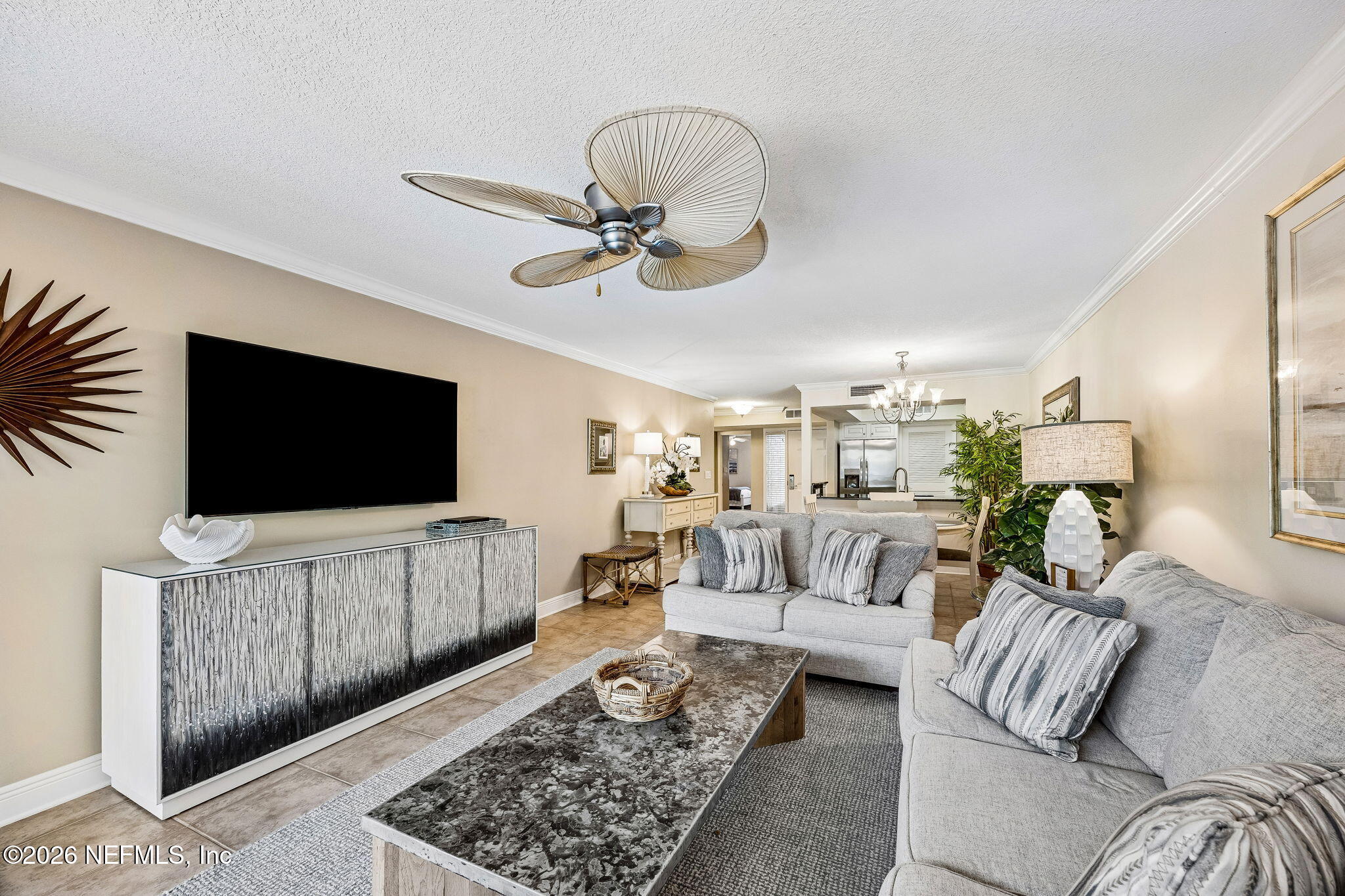 2117 BEACH WOOD Road 2117