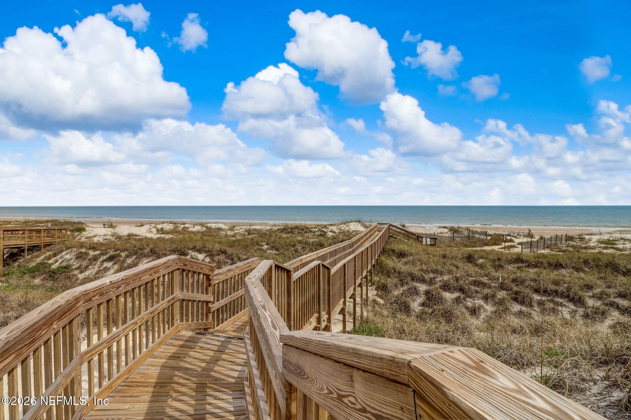 2117 BEACH WOOD Road 2117