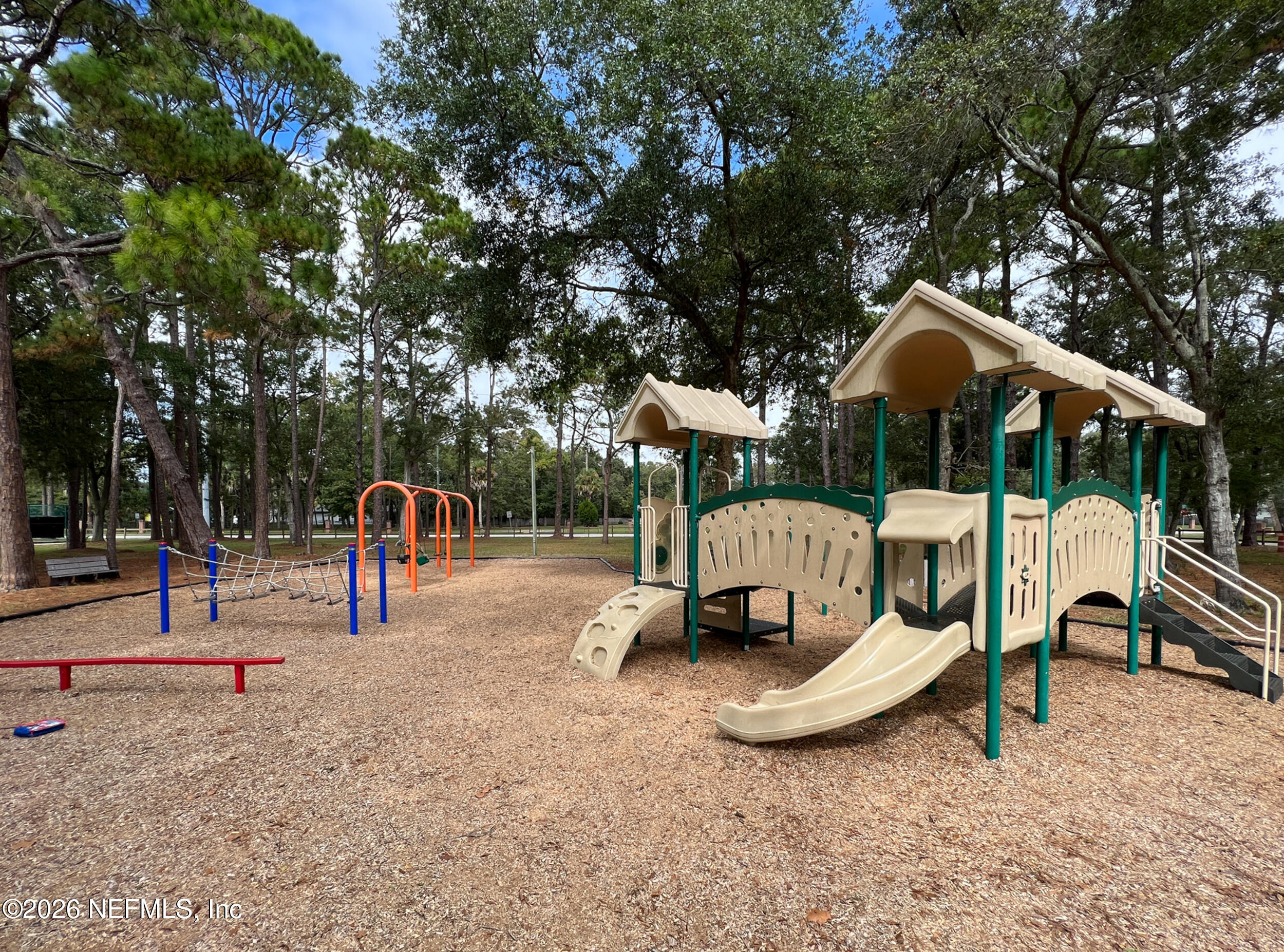 1210 WONDERWOOD Drive