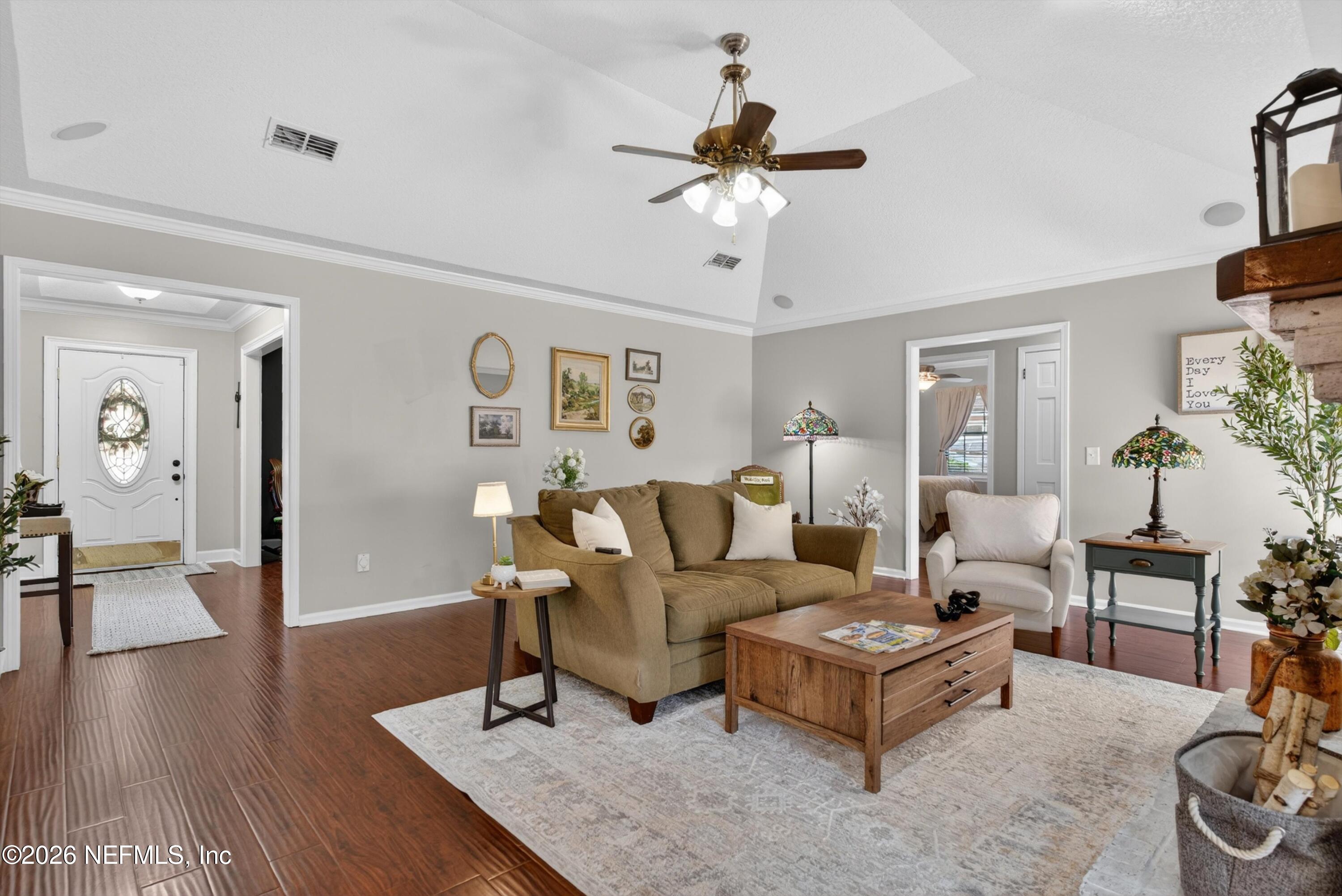 13832 CARTERS GROVE Lane
