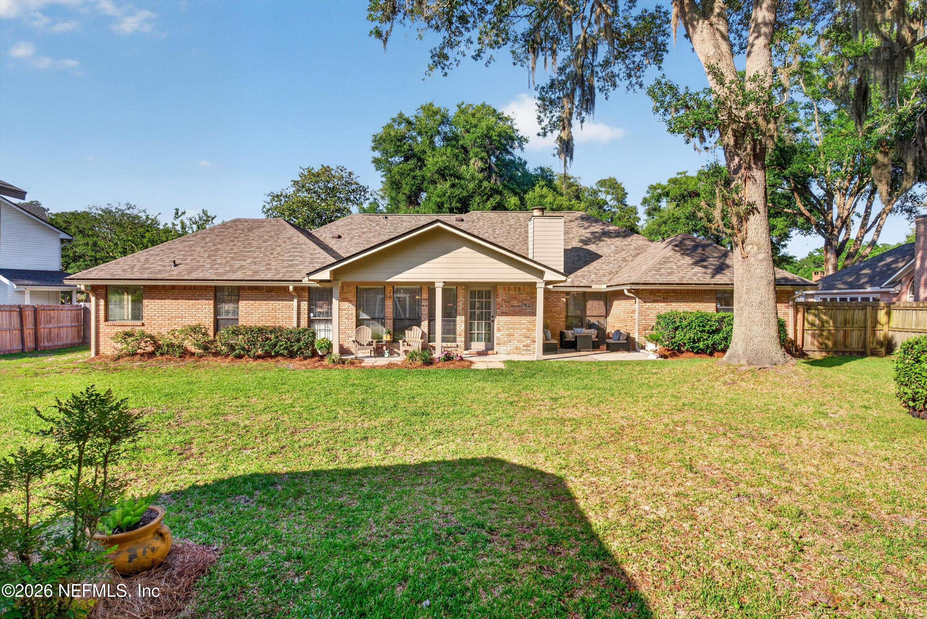13832 CARTERS GROVE Lane