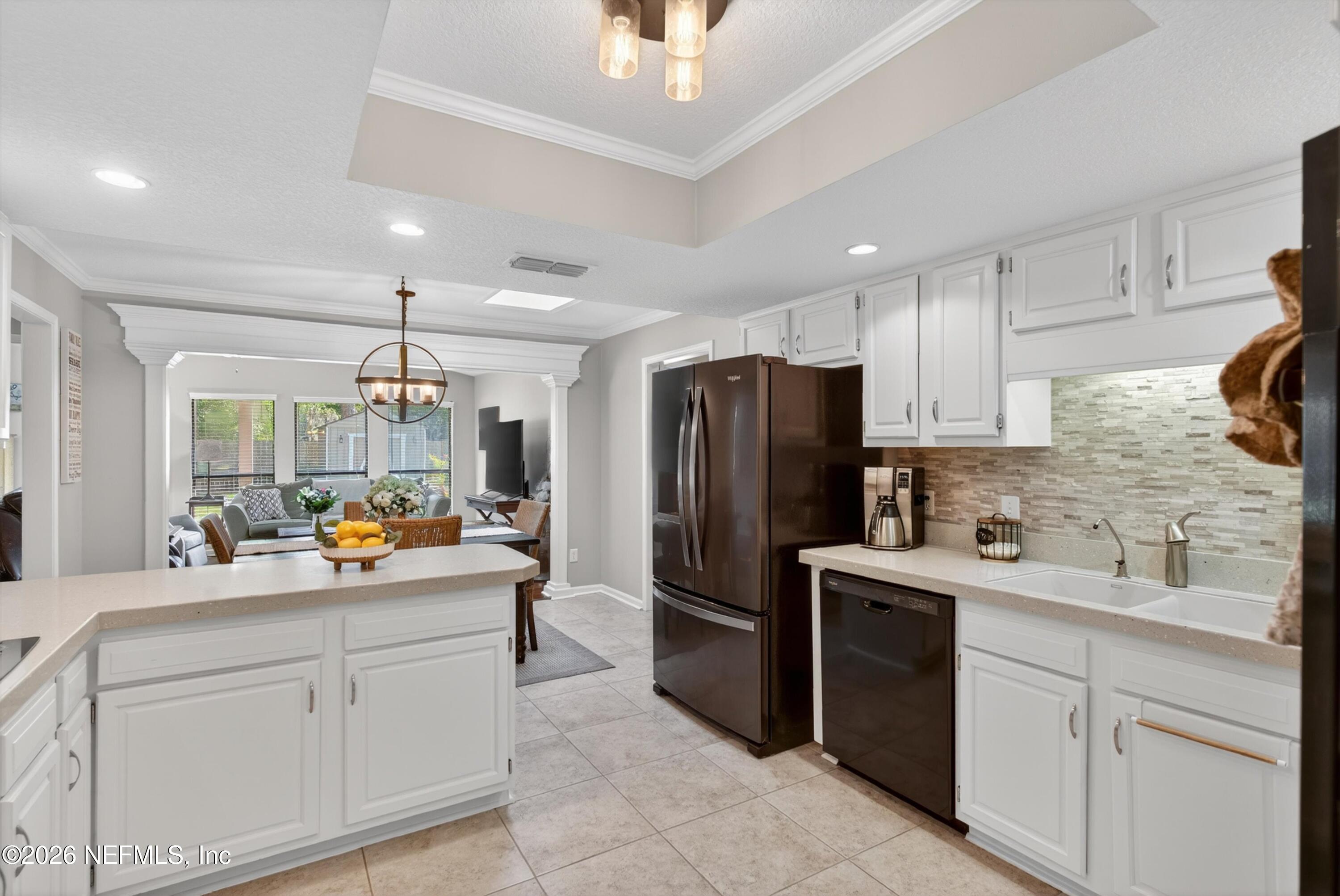 13832 CARTERS GROVE Lane