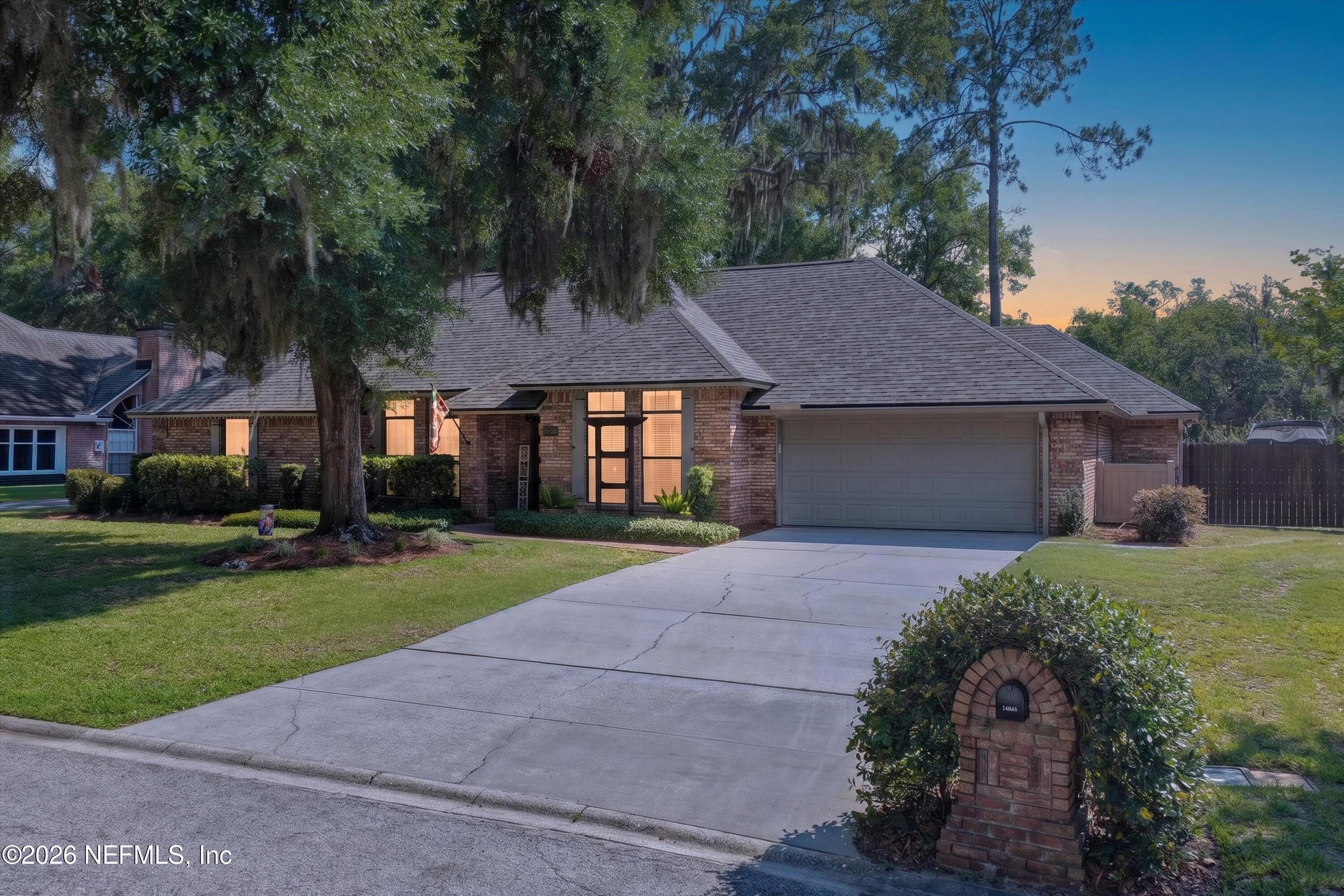 13832 CARTERS GROVE Lane