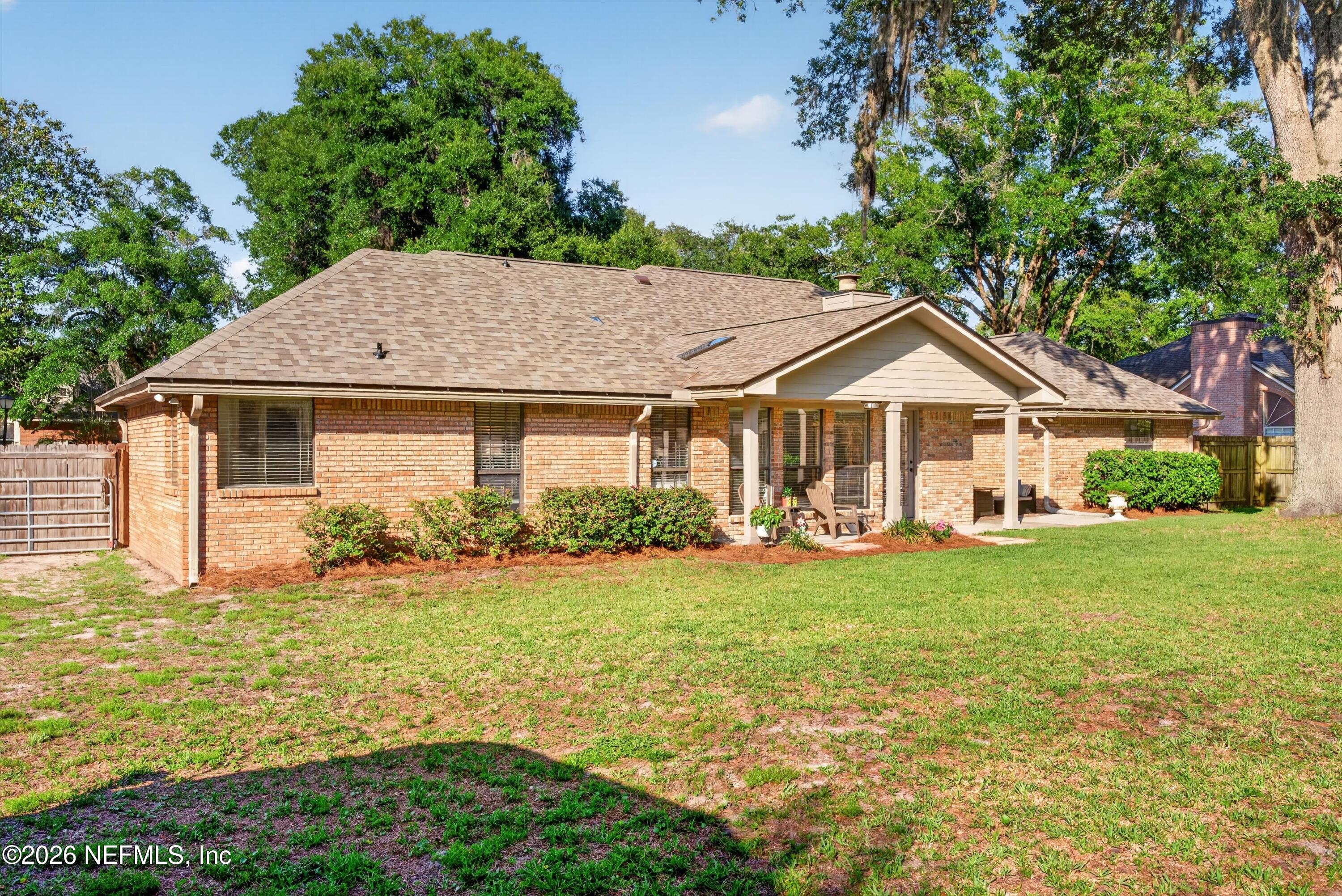 13832 CARTERS GROVE Lane