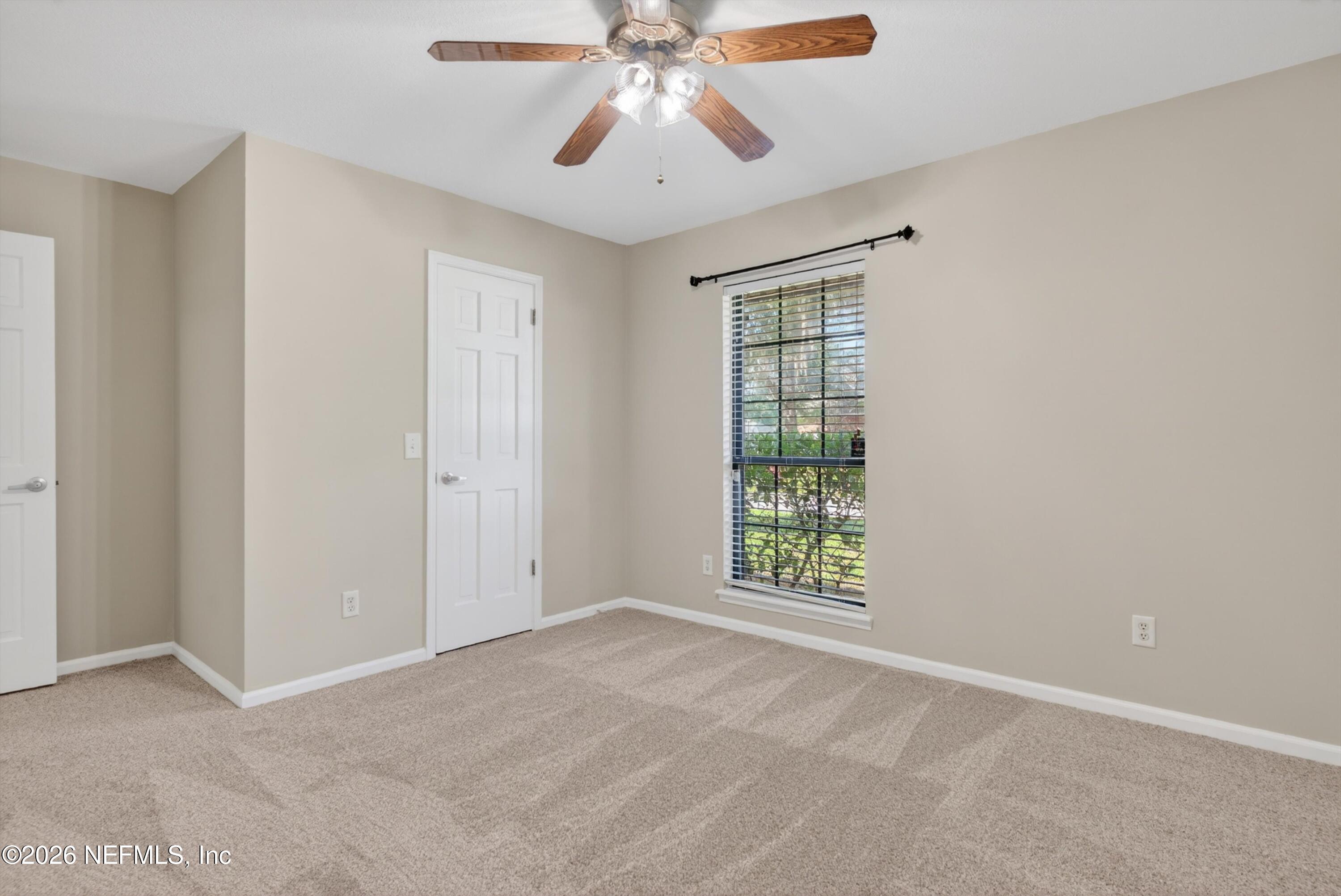 13832 CARTERS GROVE Lane