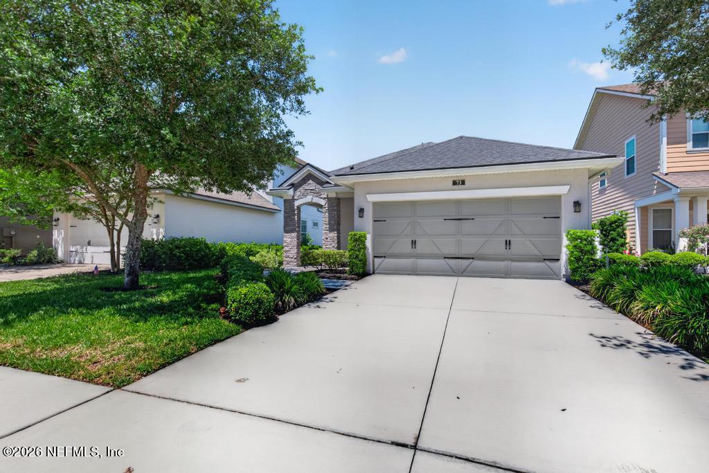 73 FOREST EDGE Drive, St. Johns