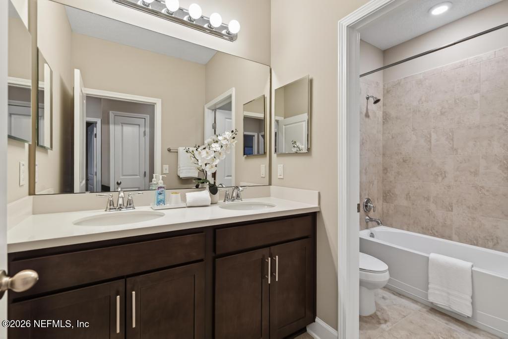73 FOREST EDGE Drive, St. Johns
