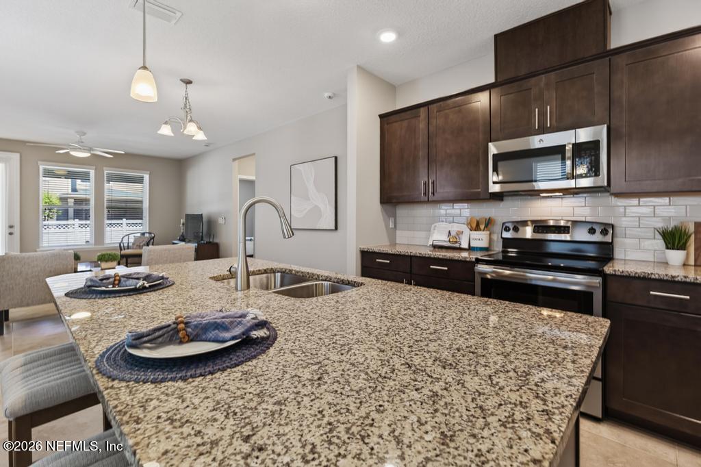 73 FOREST EDGE Drive, St. Johns