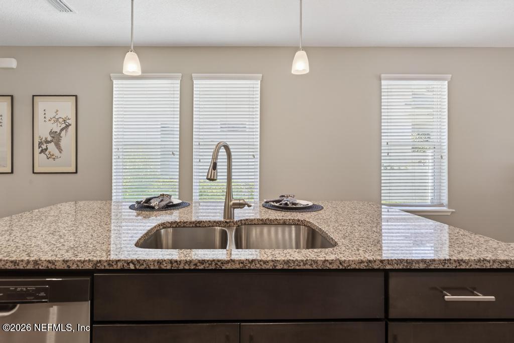 73 FOREST EDGE Drive, St. Johns