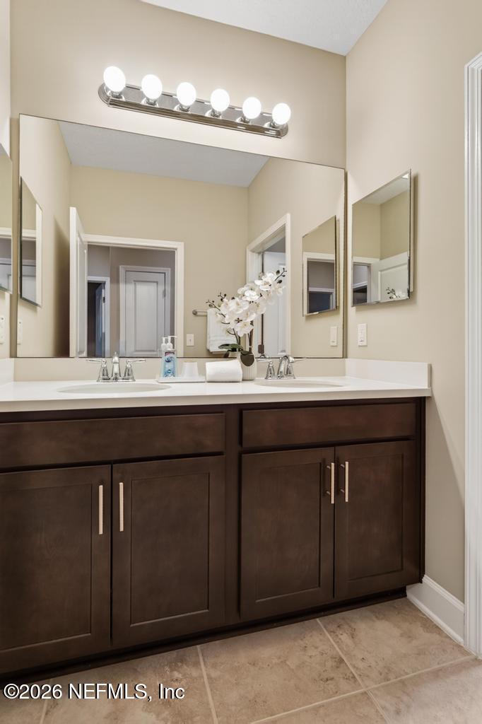 73 FOREST EDGE Drive, St. Johns