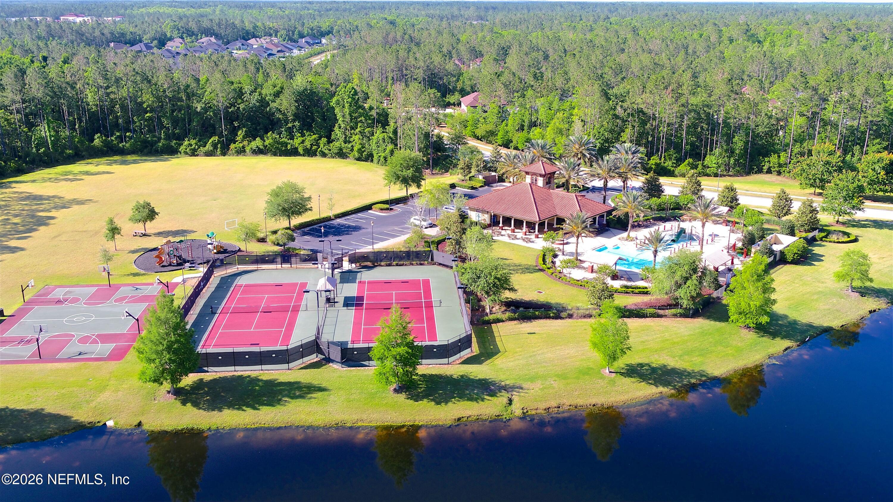 73 FOREST EDGE Drive, St. Johns