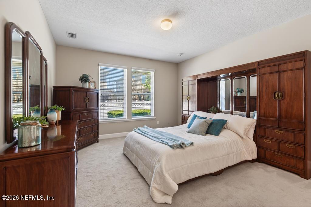 73 FOREST EDGE Drive, St. Johns
