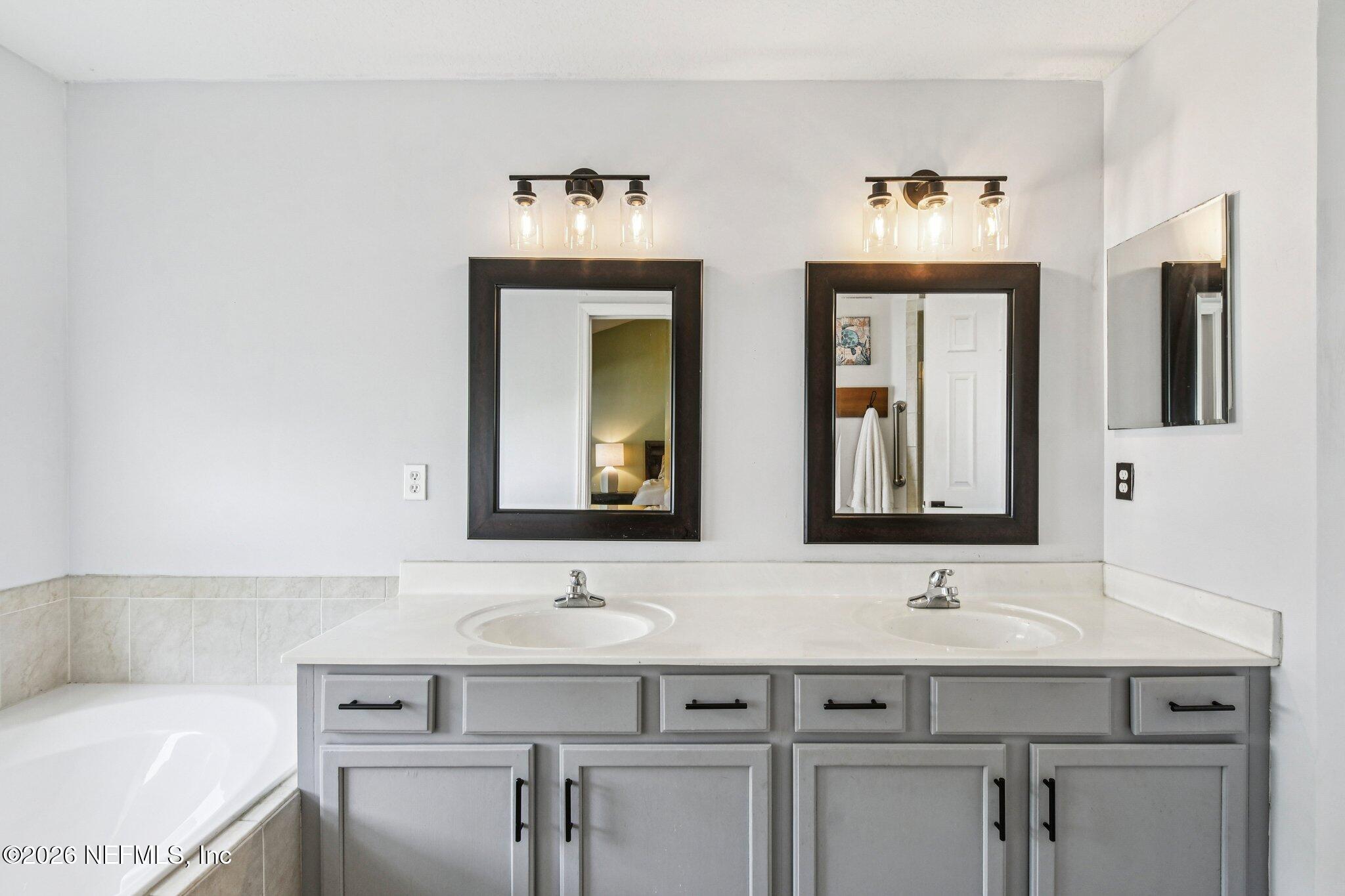 1008 OAK ARBOR Circle, St. Augustine