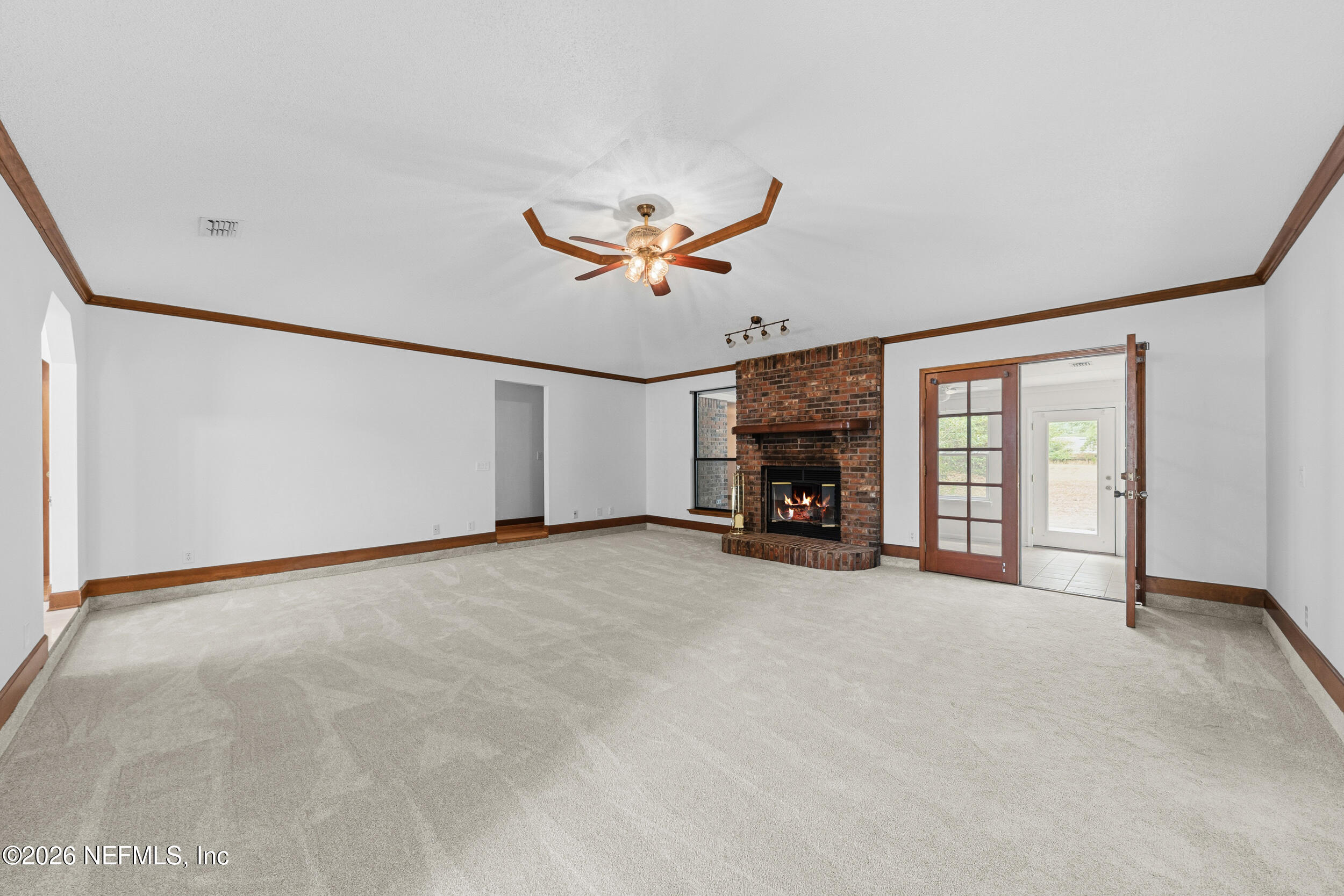10428 CRYSTAL SPRINGS Road