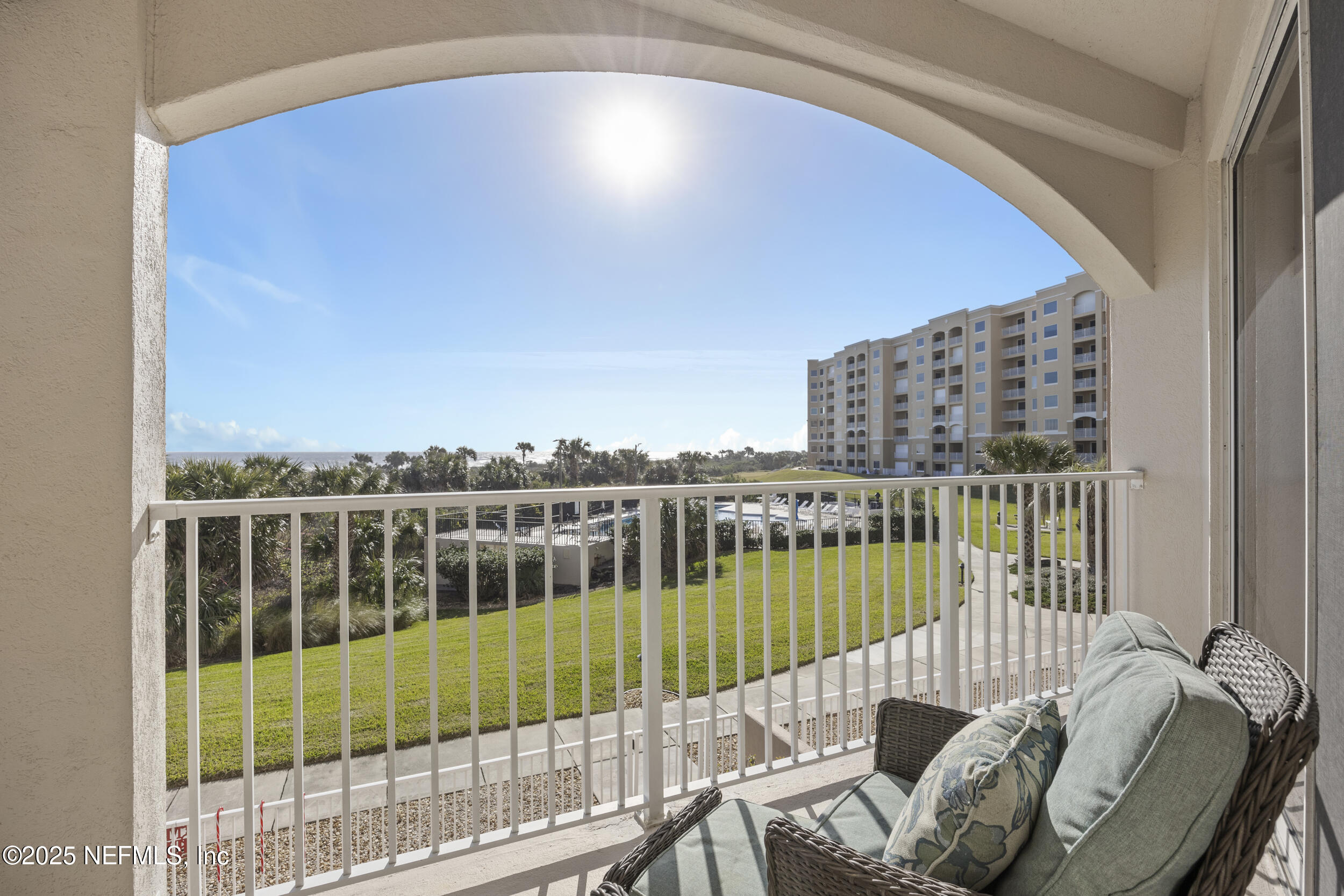104 SURFVIEW Drive 2203