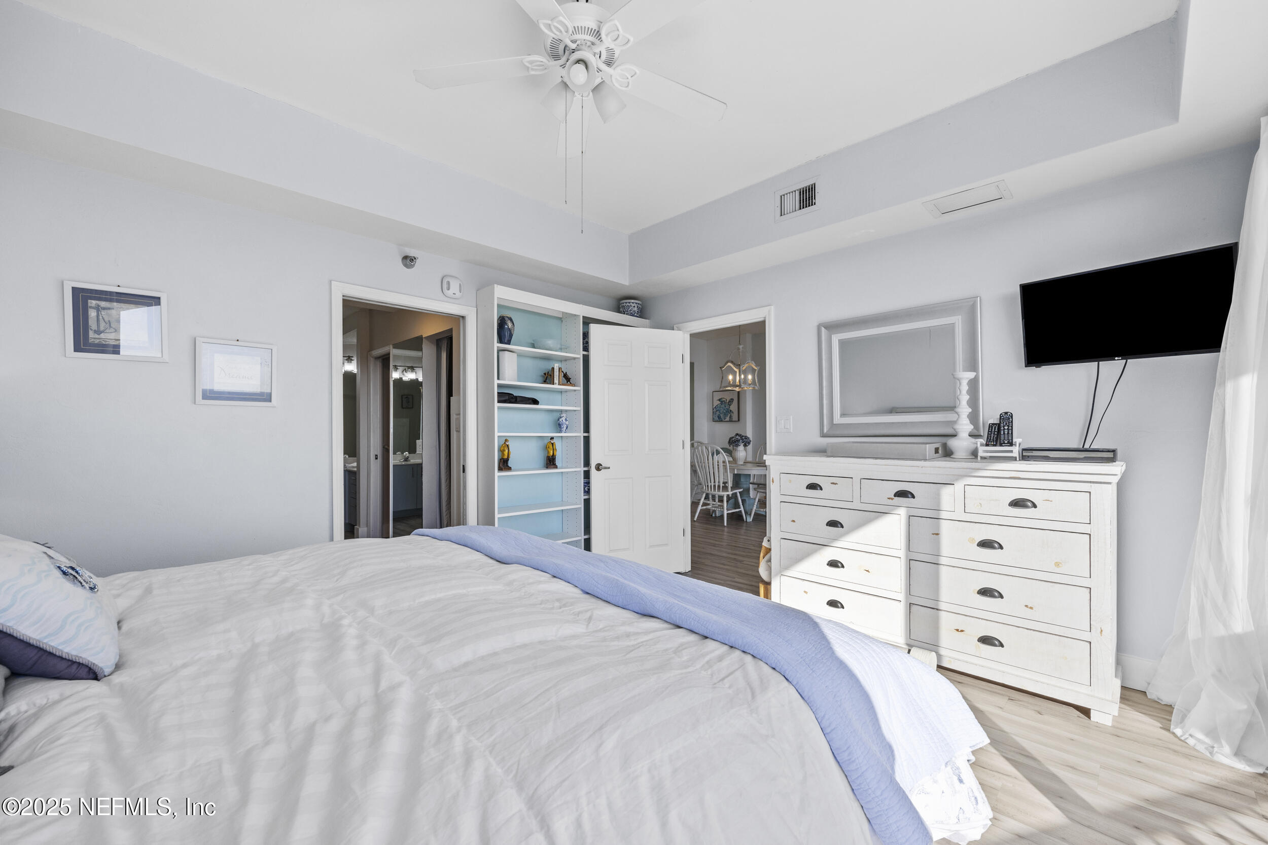 104 SURFVIEW Drive 2203