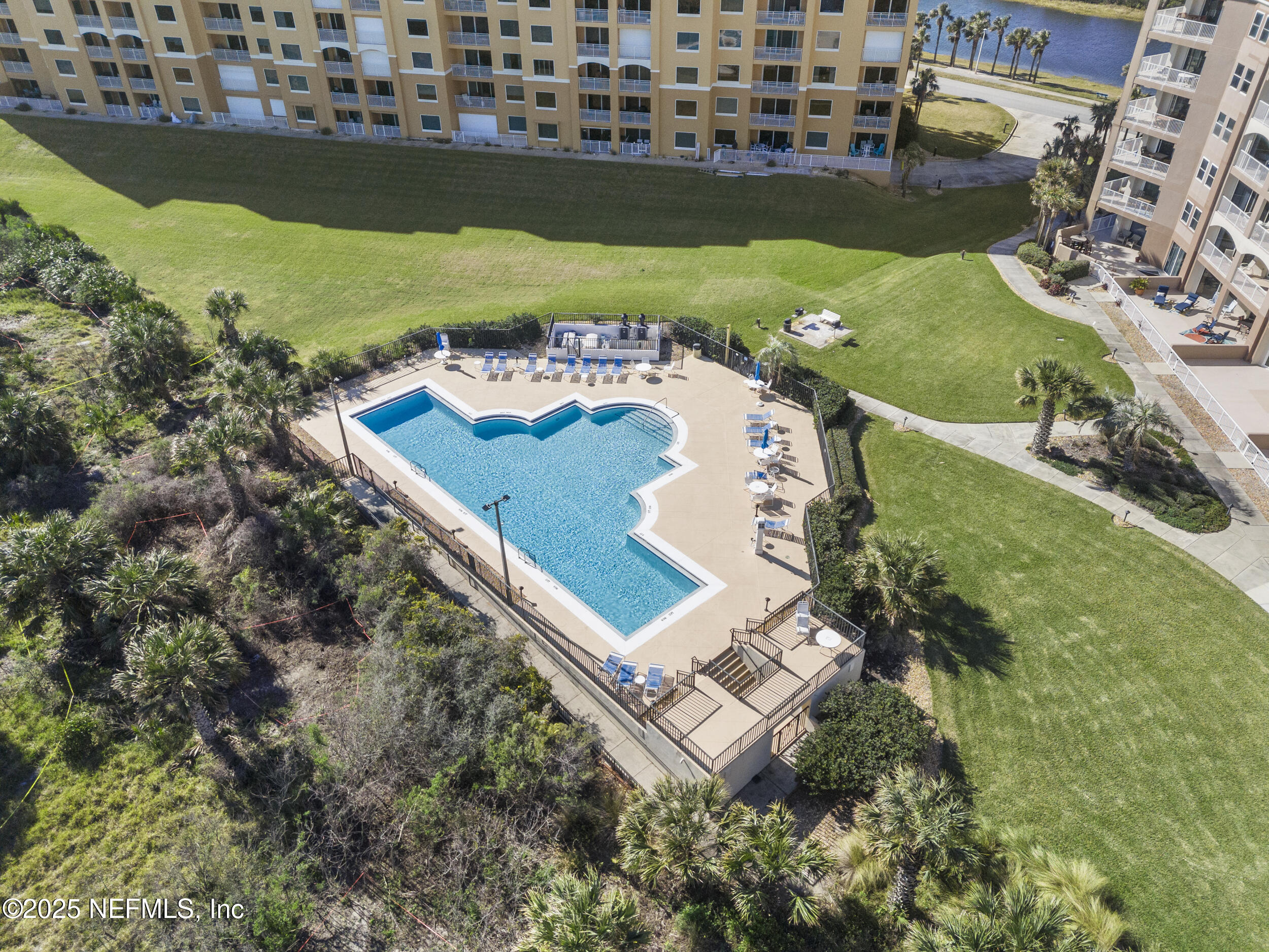 104 SURFVIEW Drive 2203