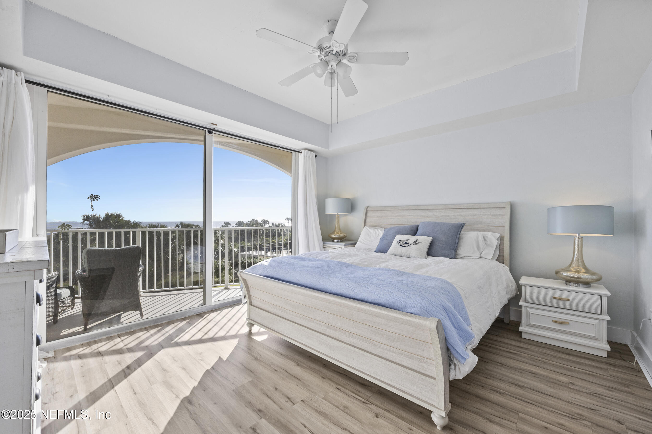 104 SURFVIEW Drive 2203
