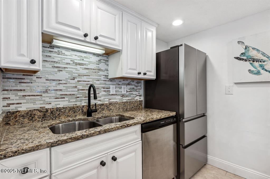 223 SANDCASTLES Court