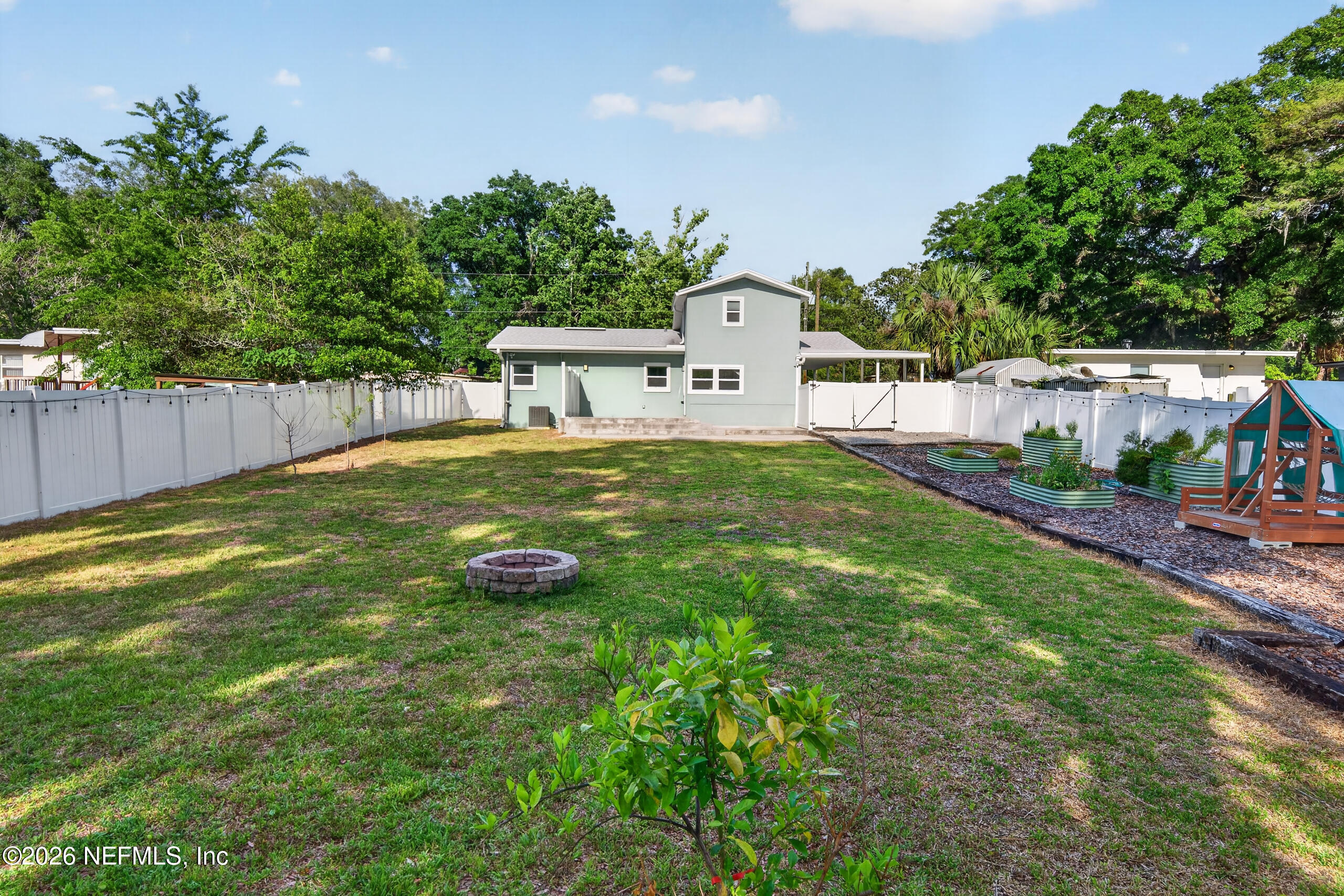 1364 DOMAS Drive