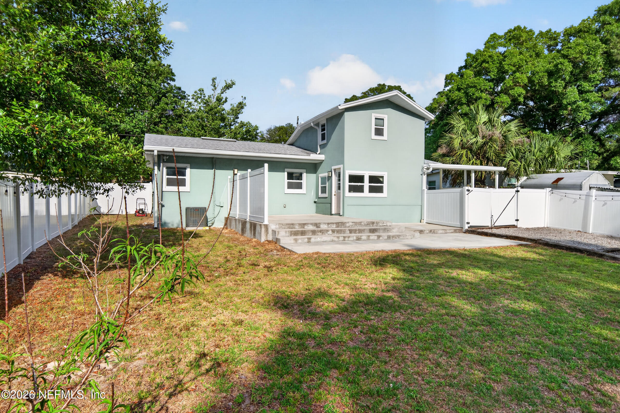 1364 DOMAS Drive
