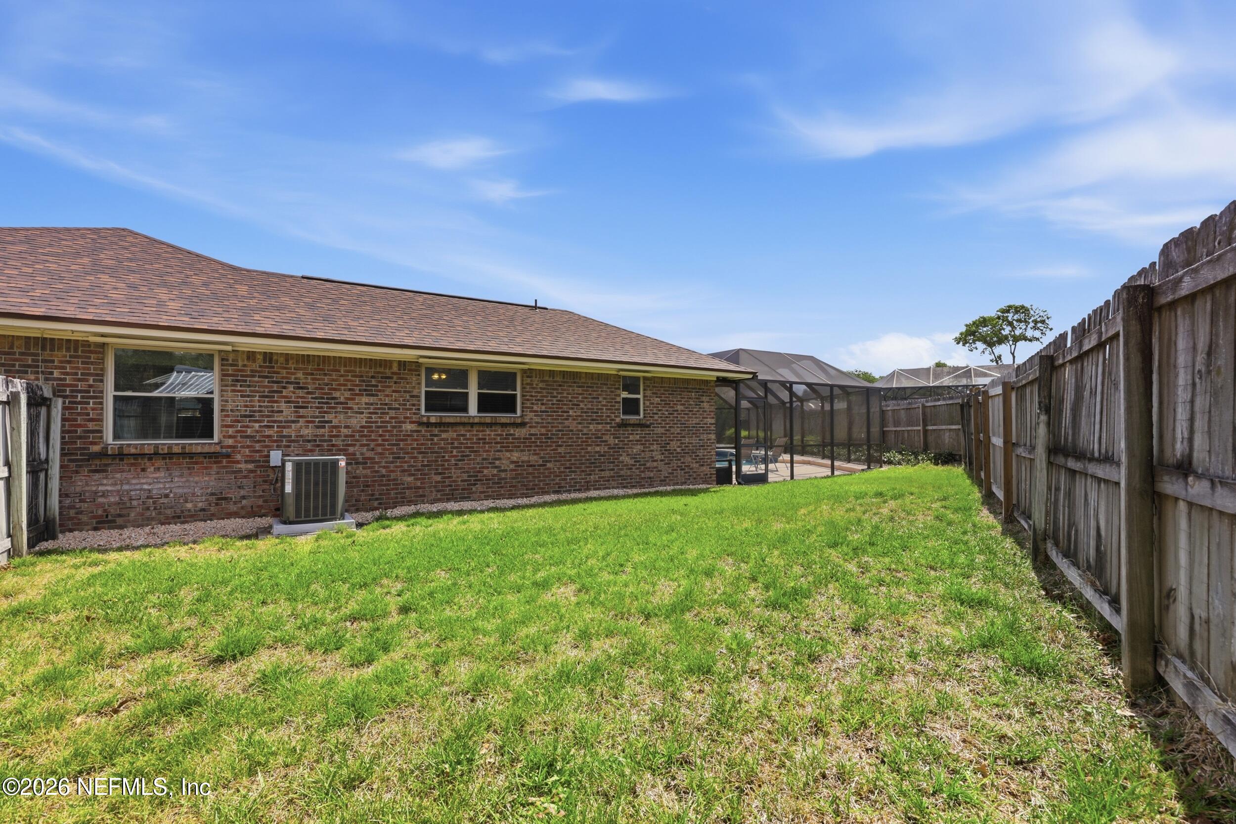 923 RIDGEWAY Court
