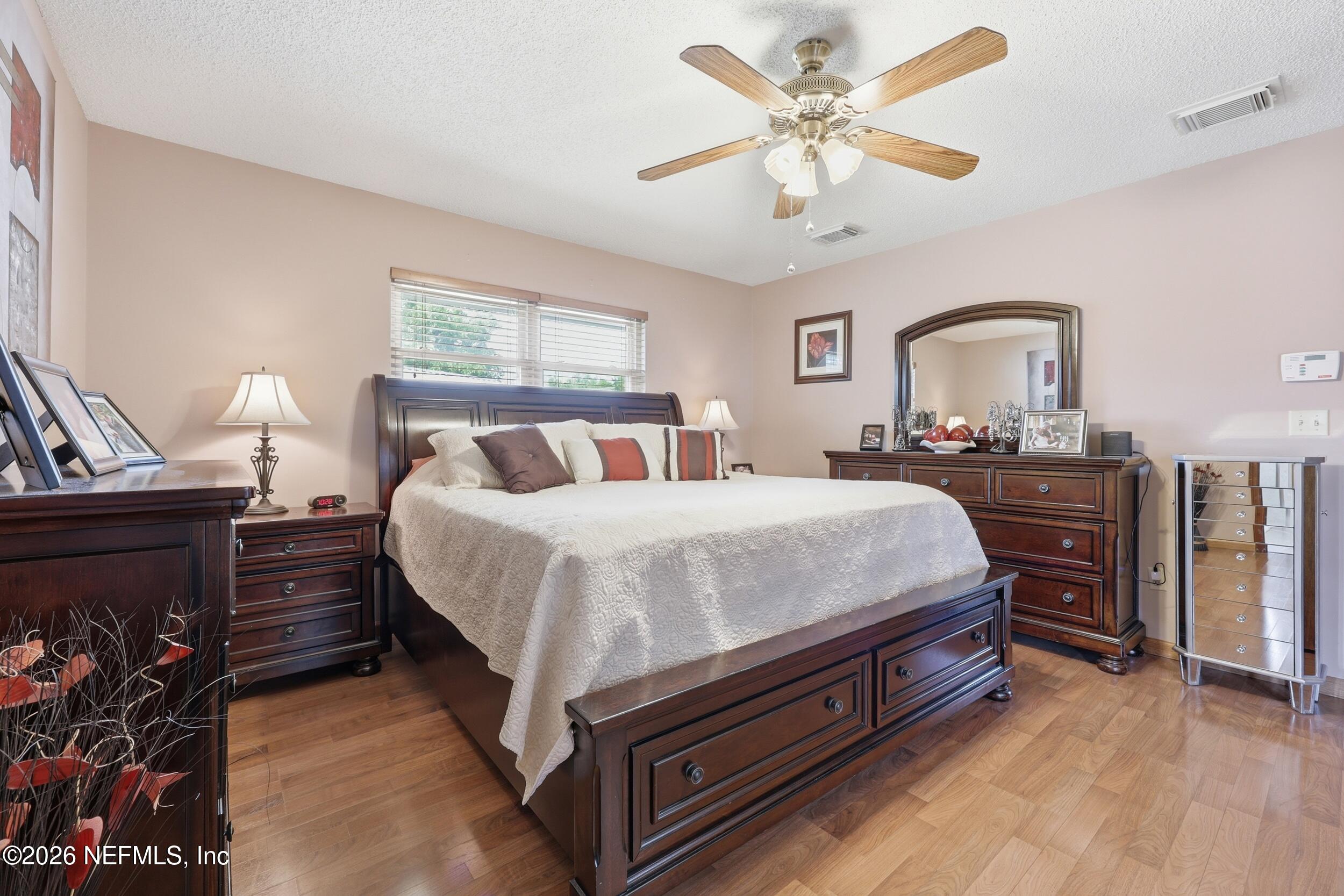 923 RIDGEWAY Court